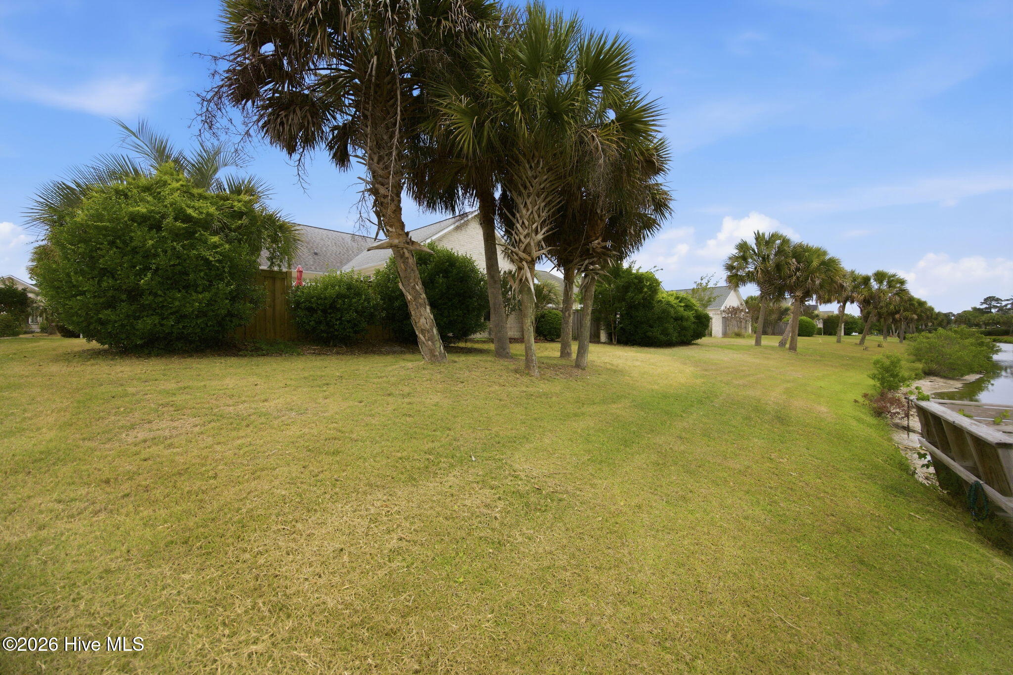 100570673 | Photo 31