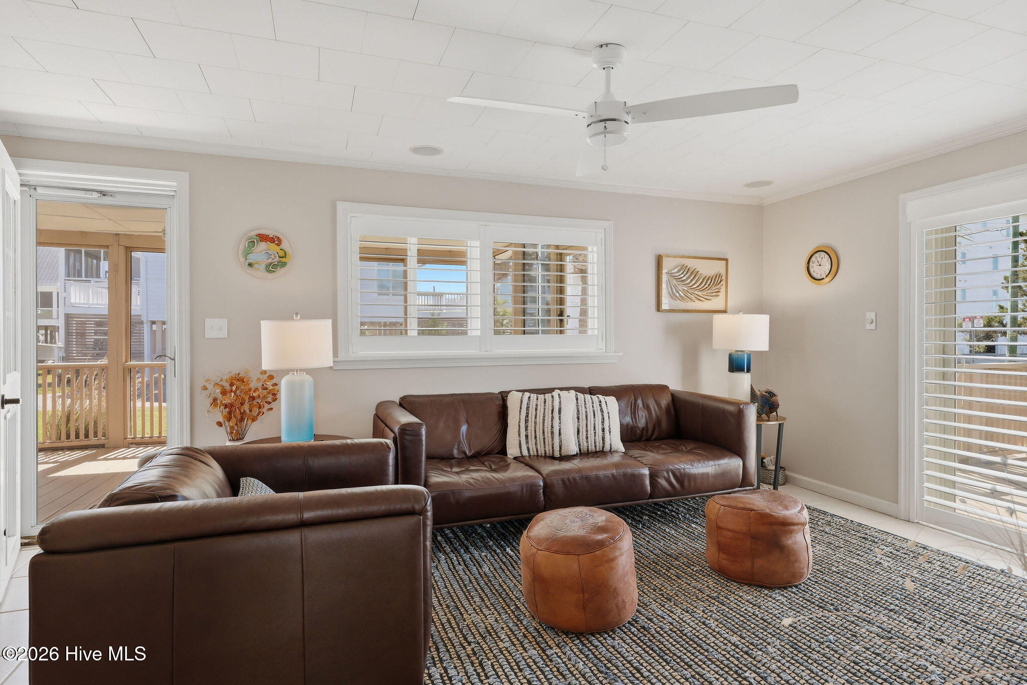 100566548 | Photo 17