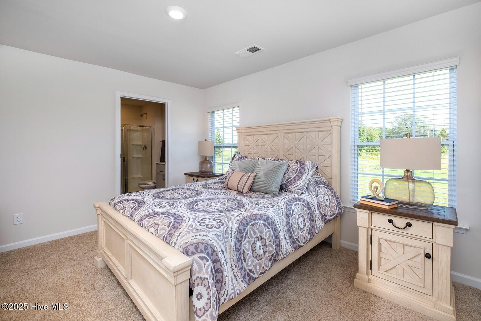 100542739 | Photo 10