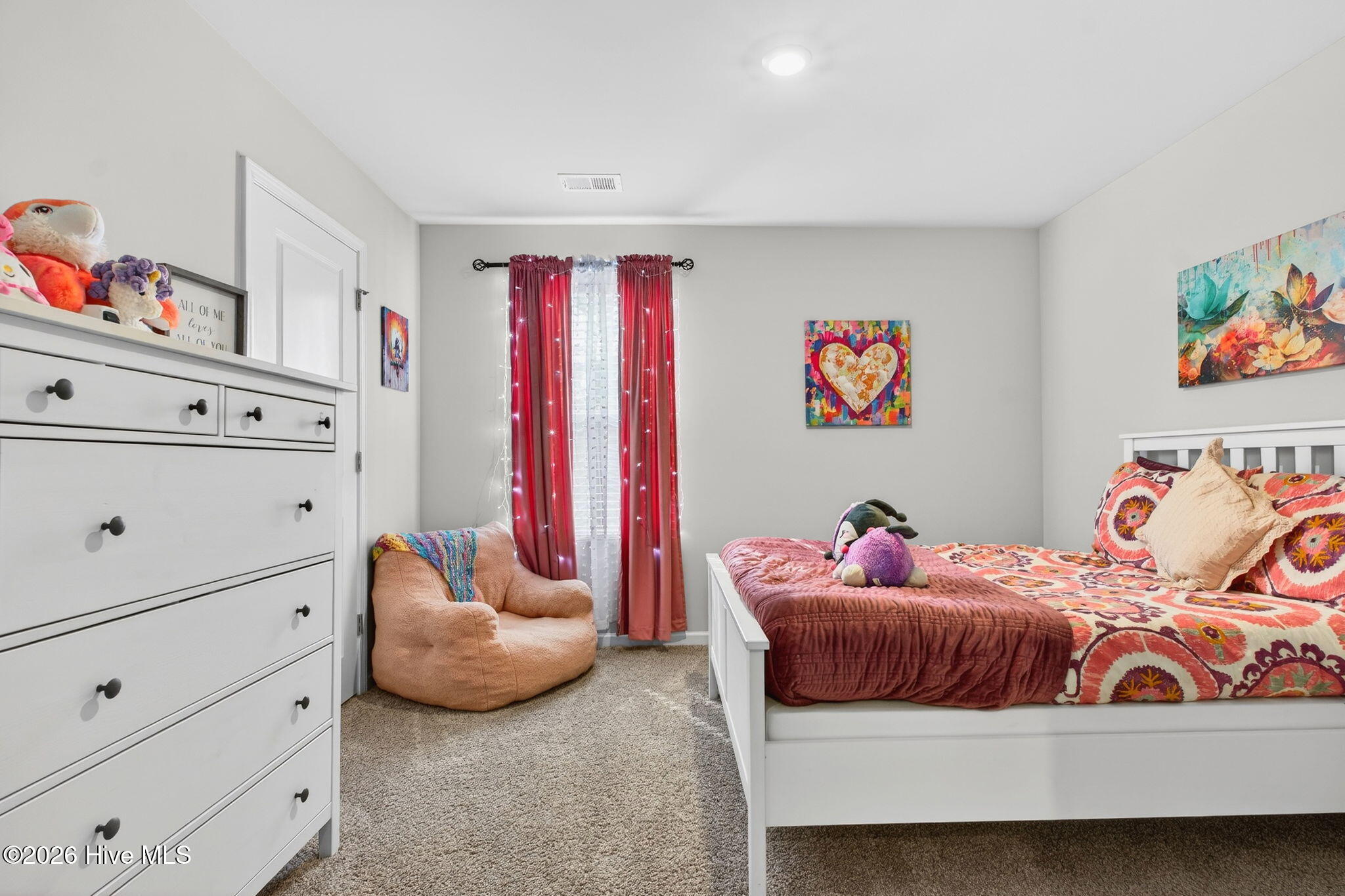 100556133 | Photo 37