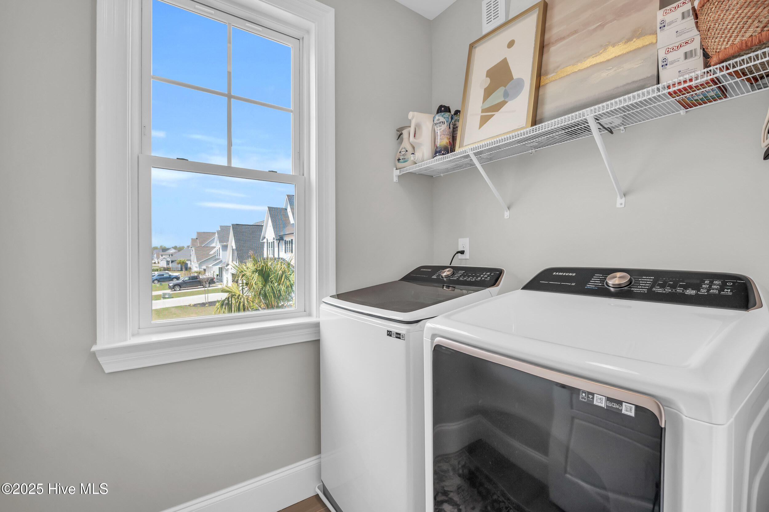 100520881 | Photo 24