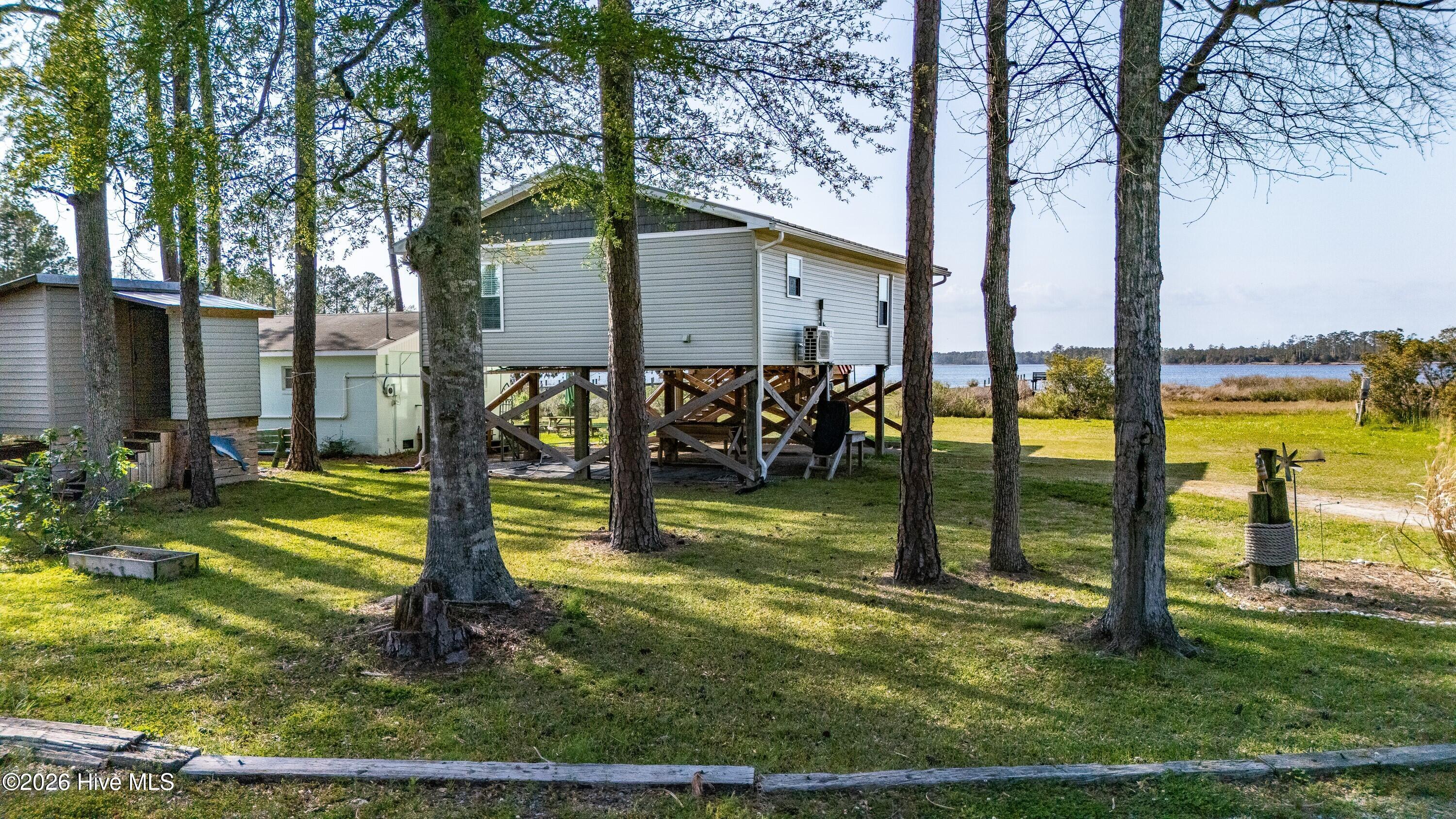 678 Weaver Camp Road,Merritt