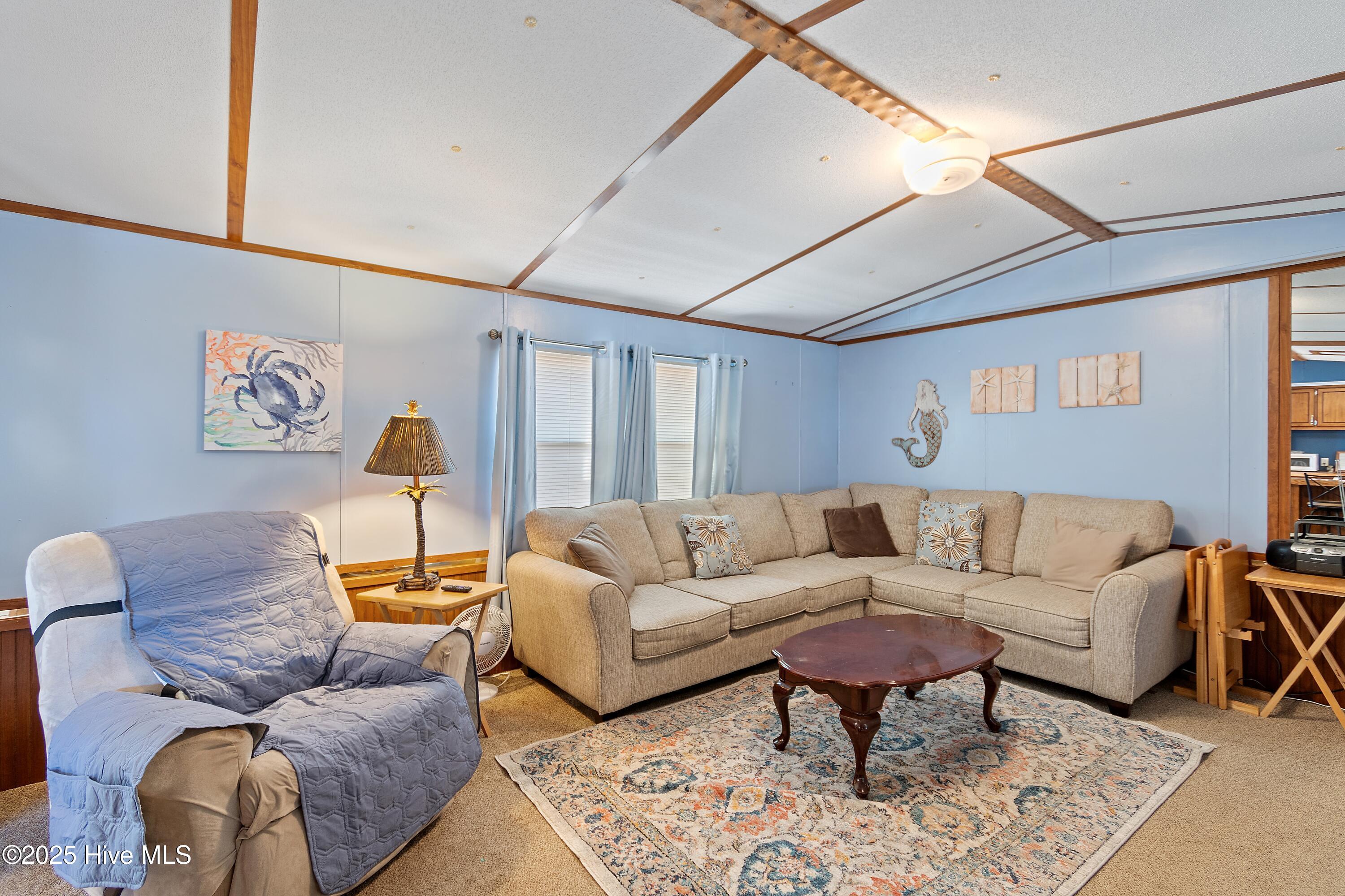 100543212 | Photo 14