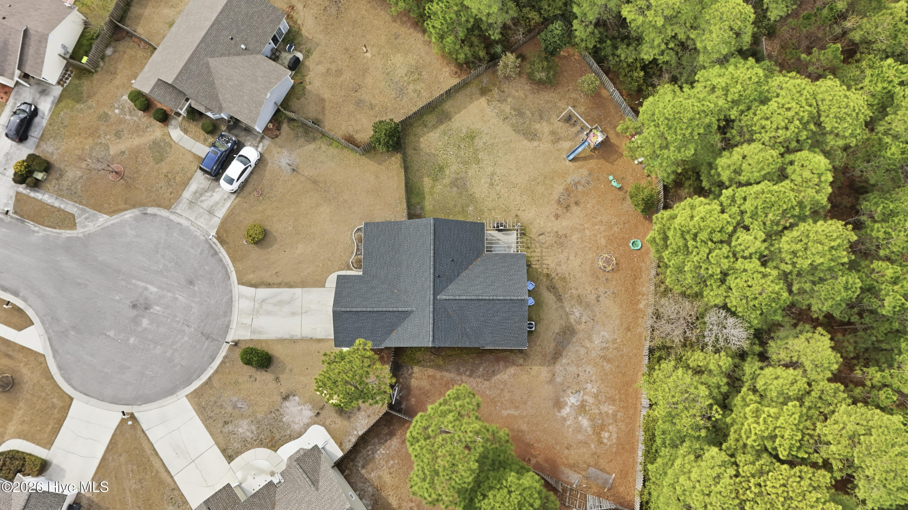 100556302 | Photo 31