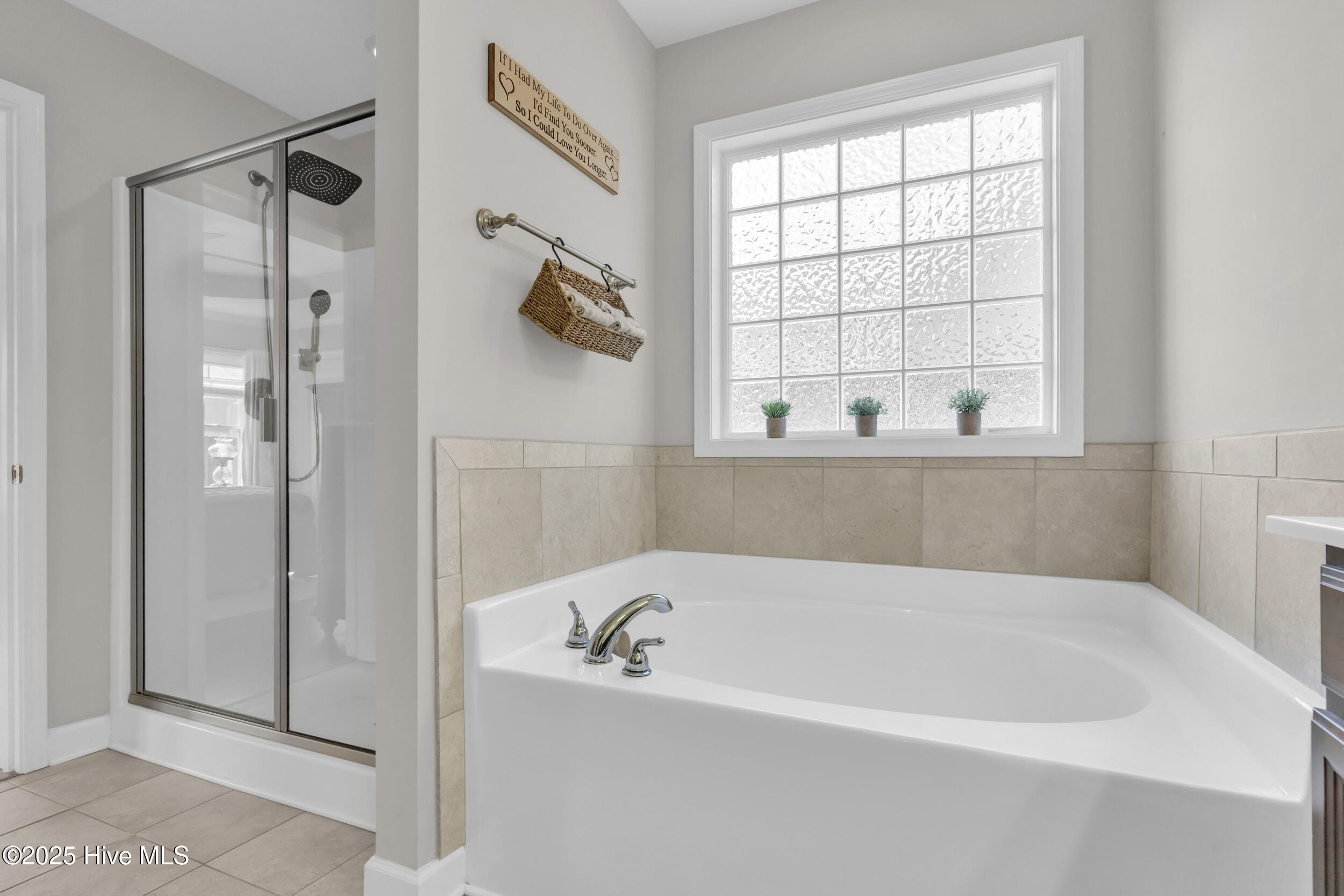 100539795 | Photo 23