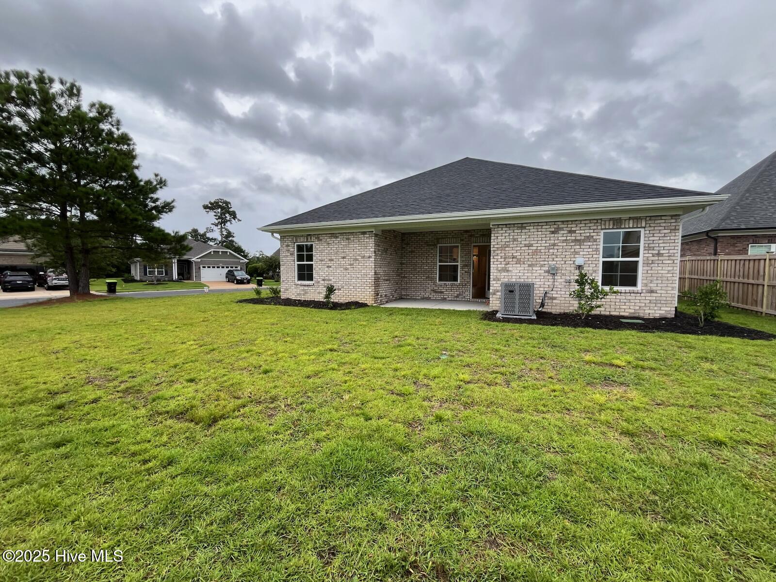 100452357 | Photo 32