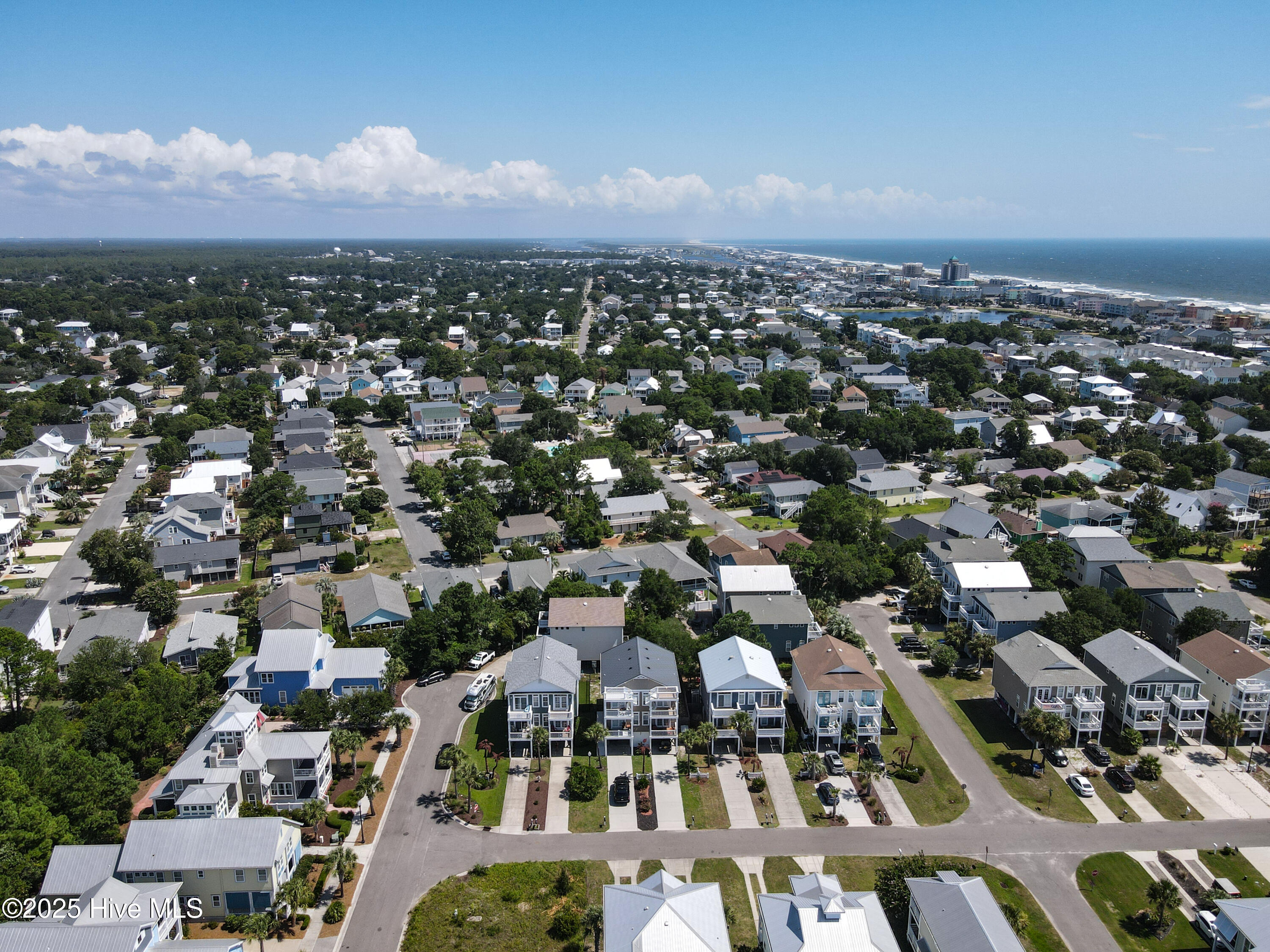 606 Tennessee Avenue Unit 2, Carolina Beach, NC 28428 – photo 7: Photo Jul 23 2025, 11 31 25 AM