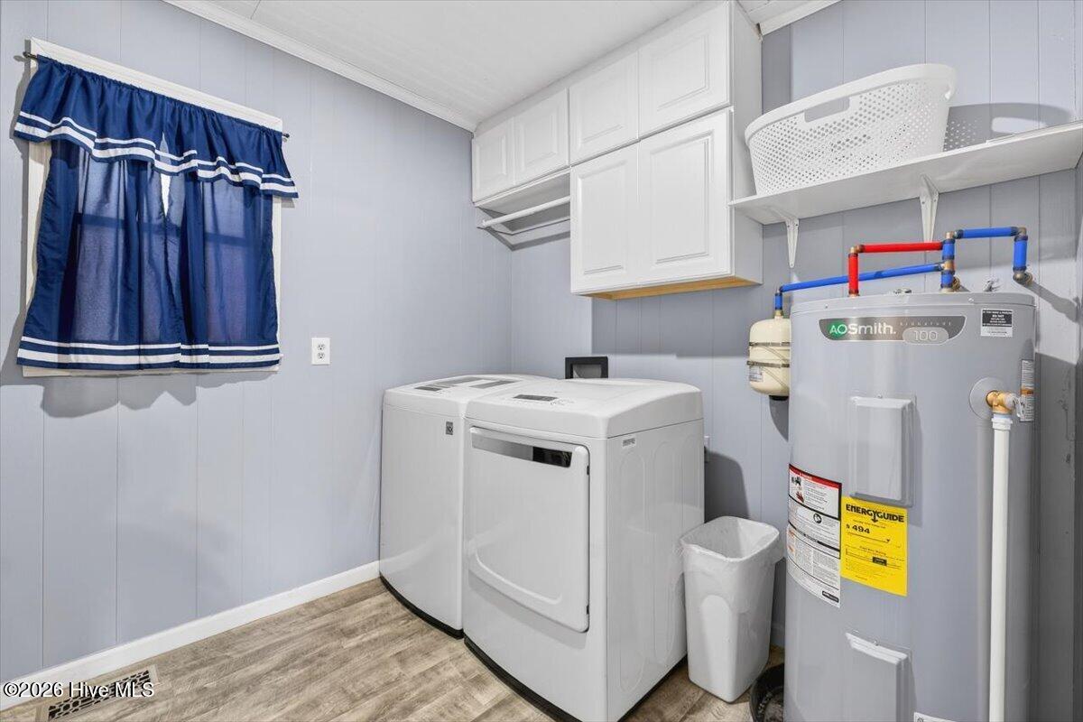 100554267 | Photo 38