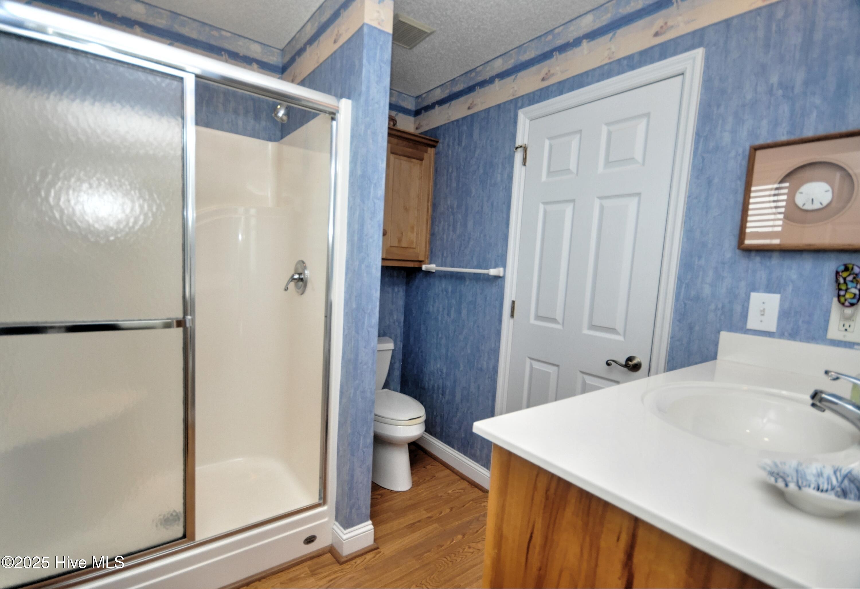 100538748 | Photo 44