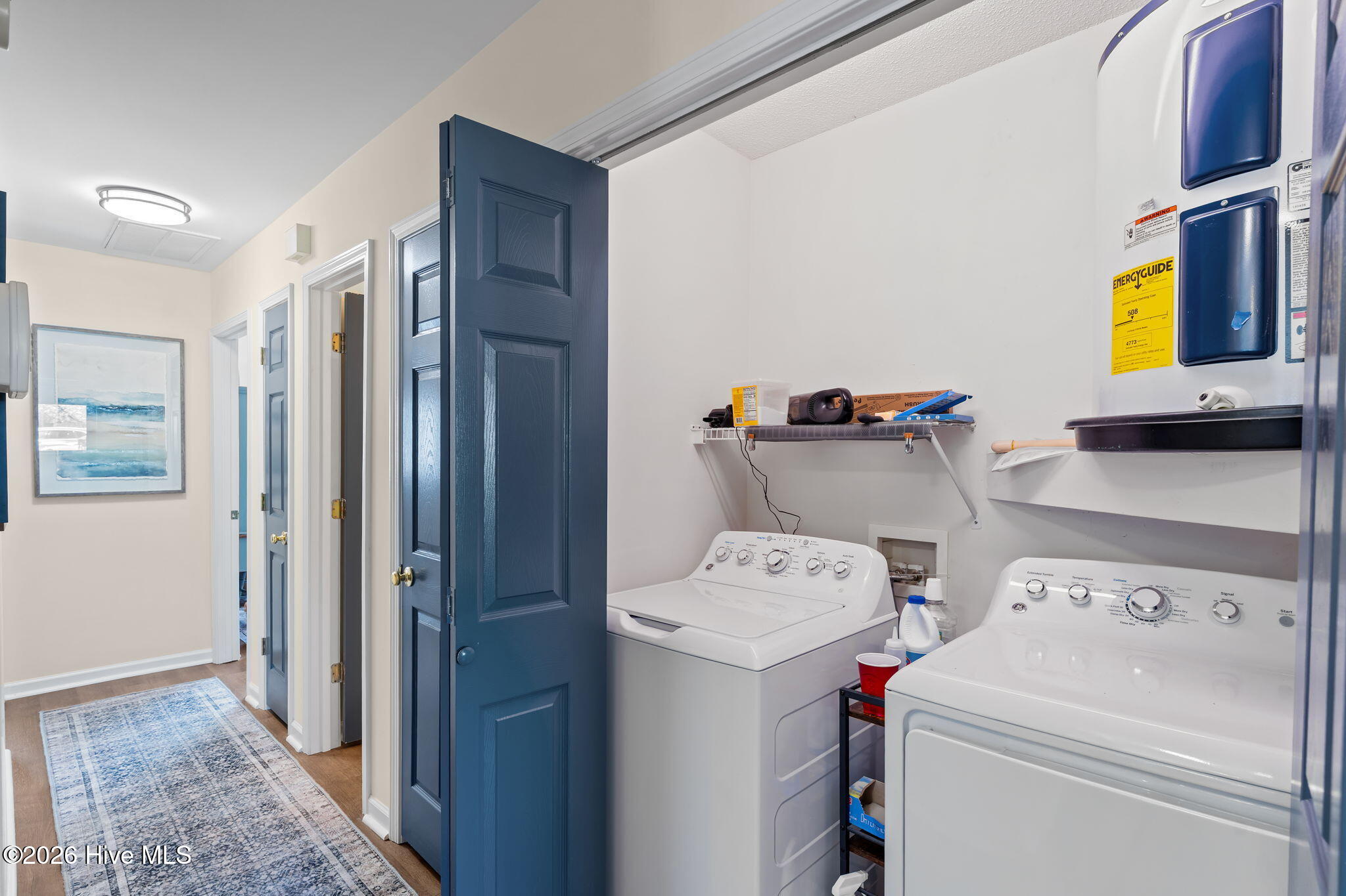 100564364 | Photo 49