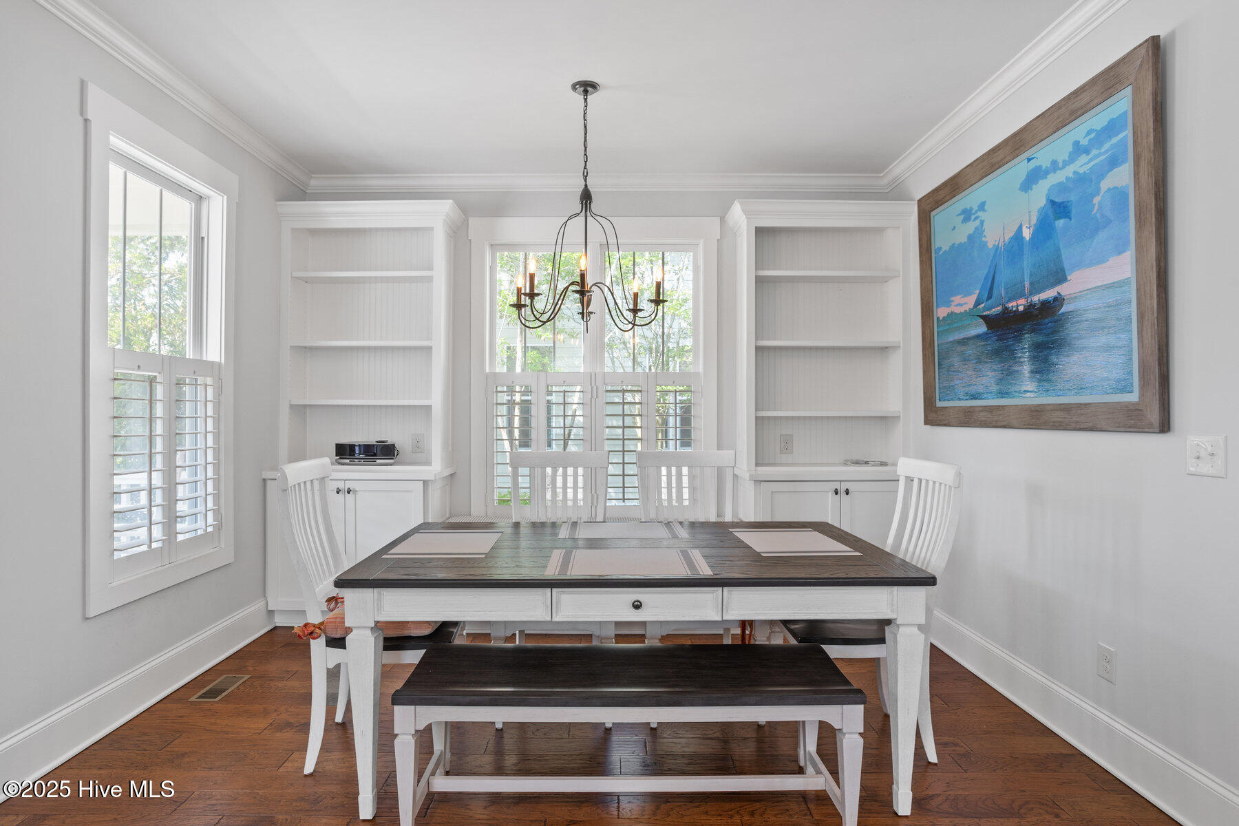 100503358 | Photo 11