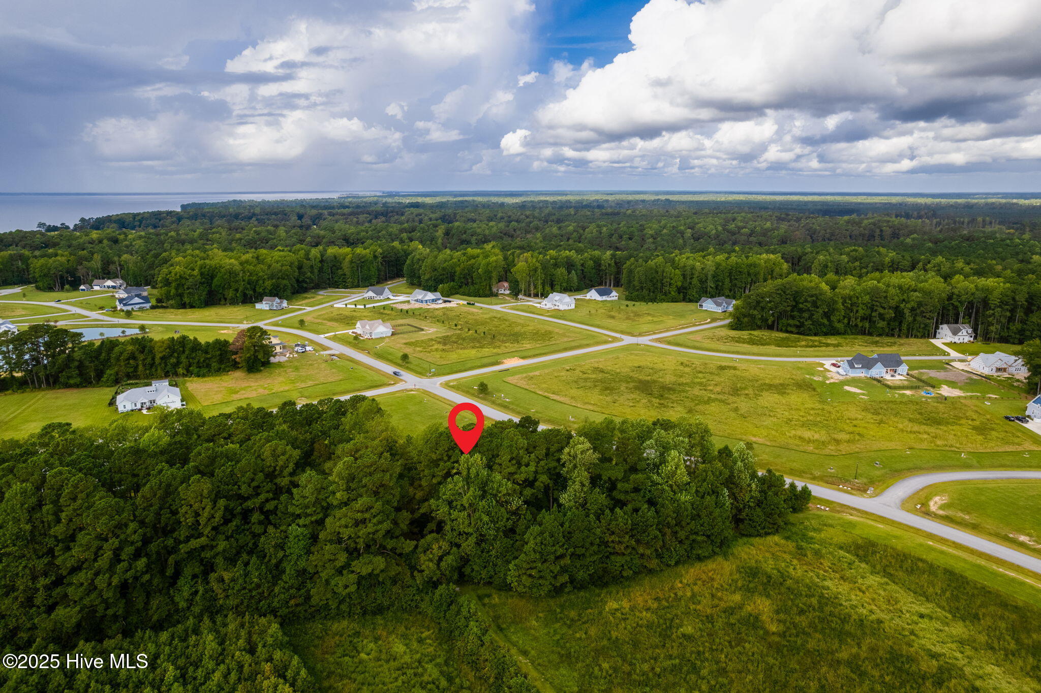 341 W Burton Farm Drive,Minnesott Beach