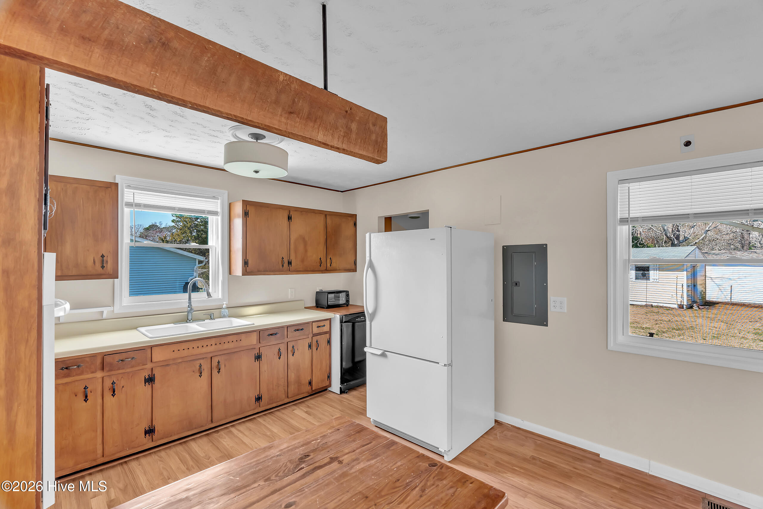 100557888 | Photo 17