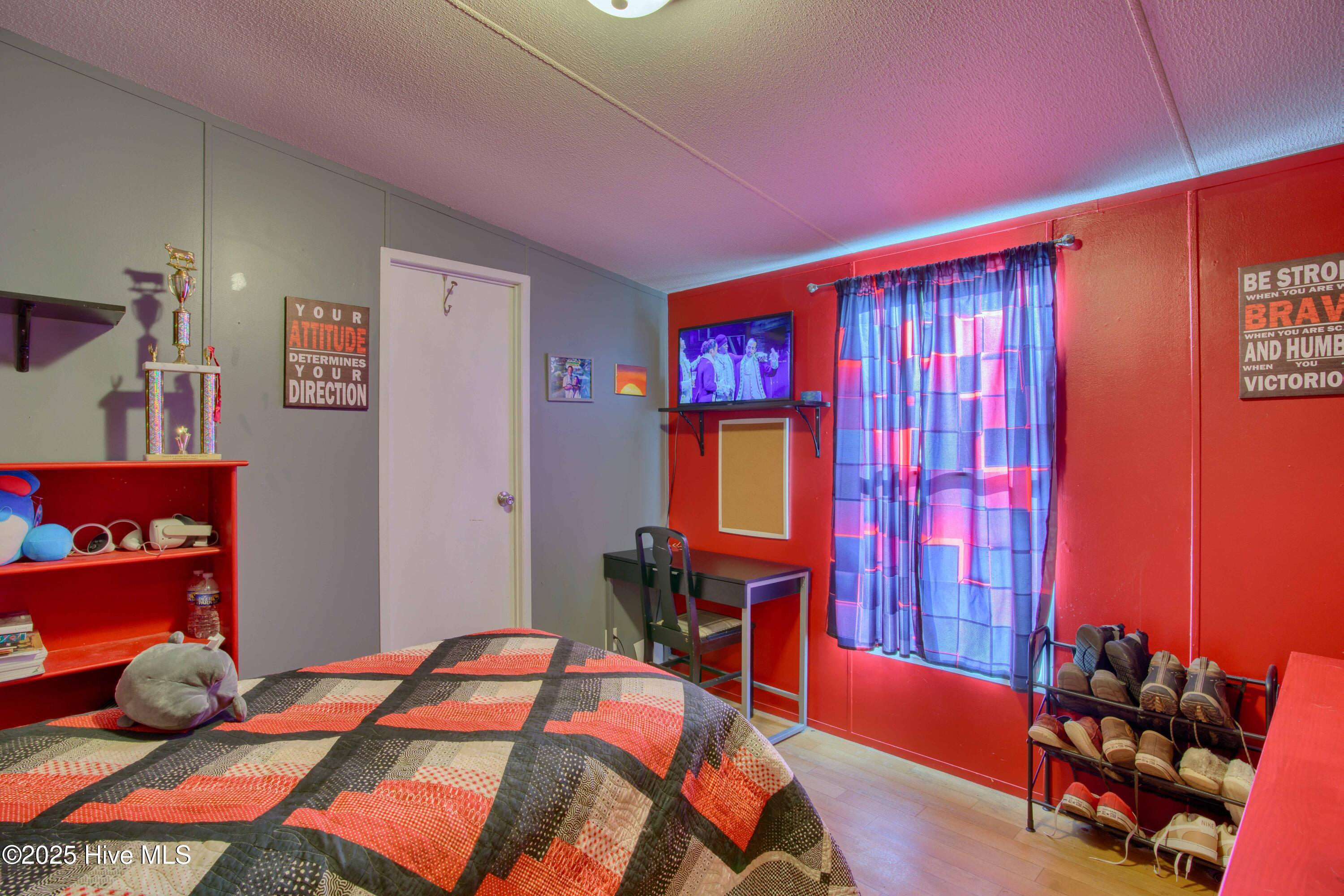 100539852 | Photo 22