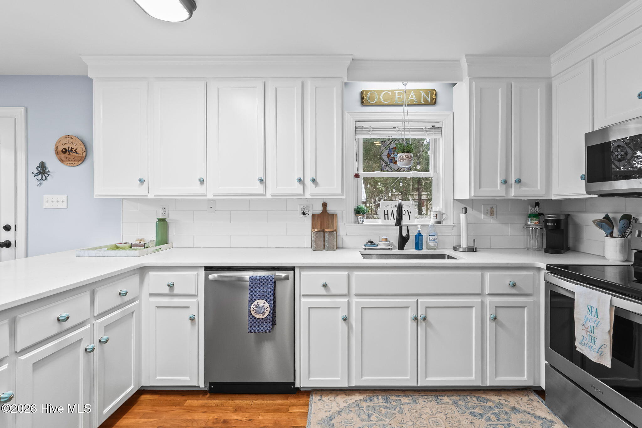 100551089 | Photo 17