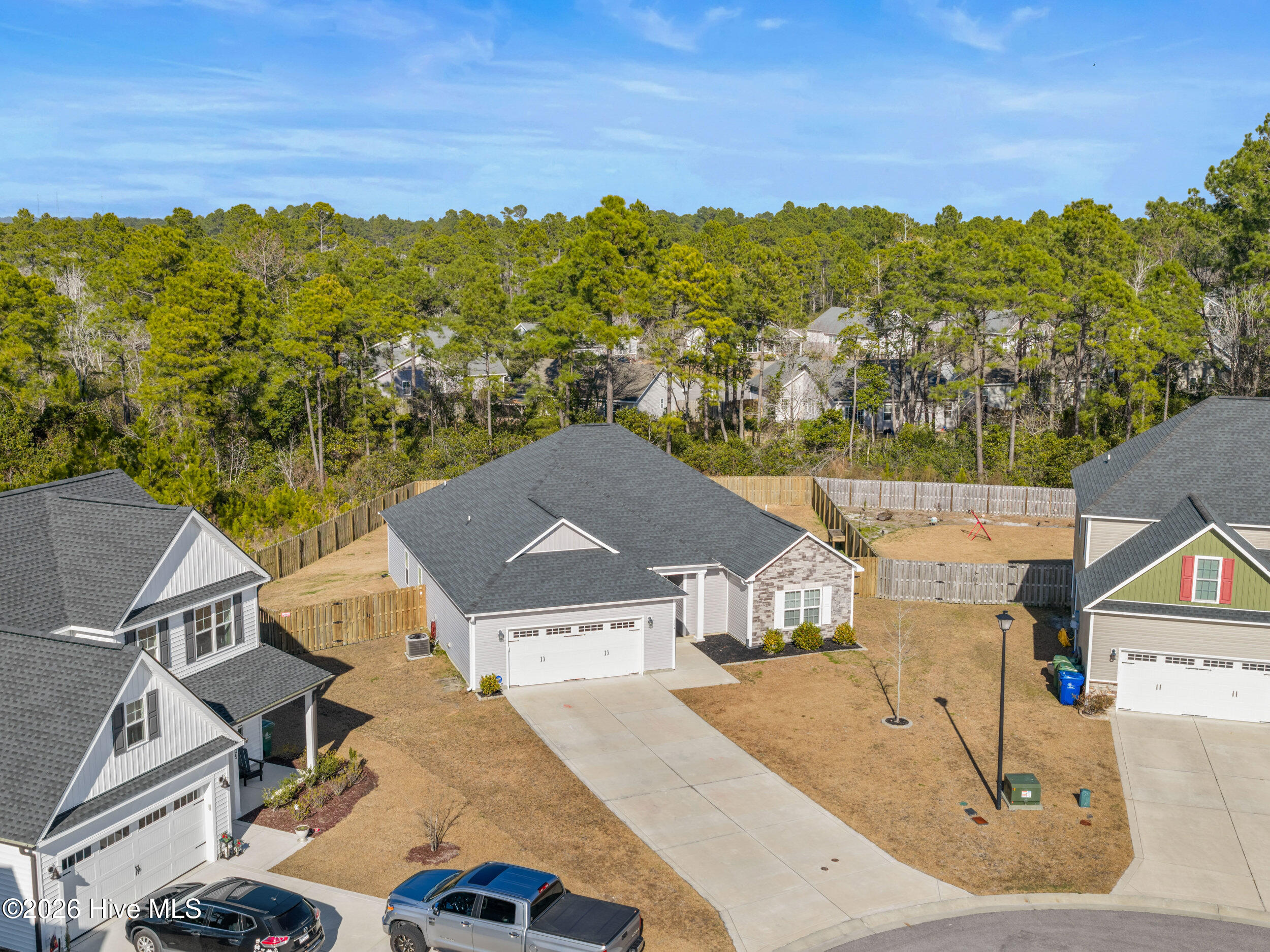 100553436 | Photo 59