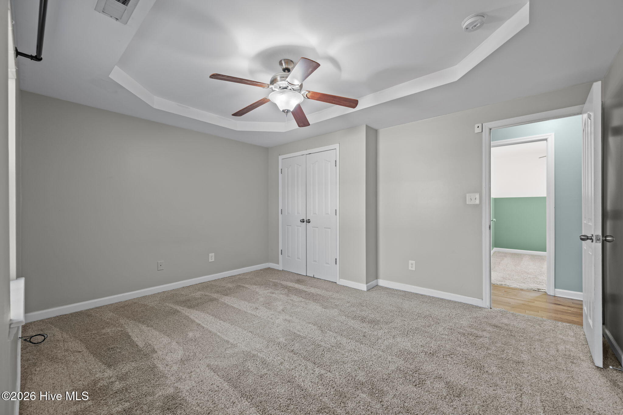 100553534 | Photo 18