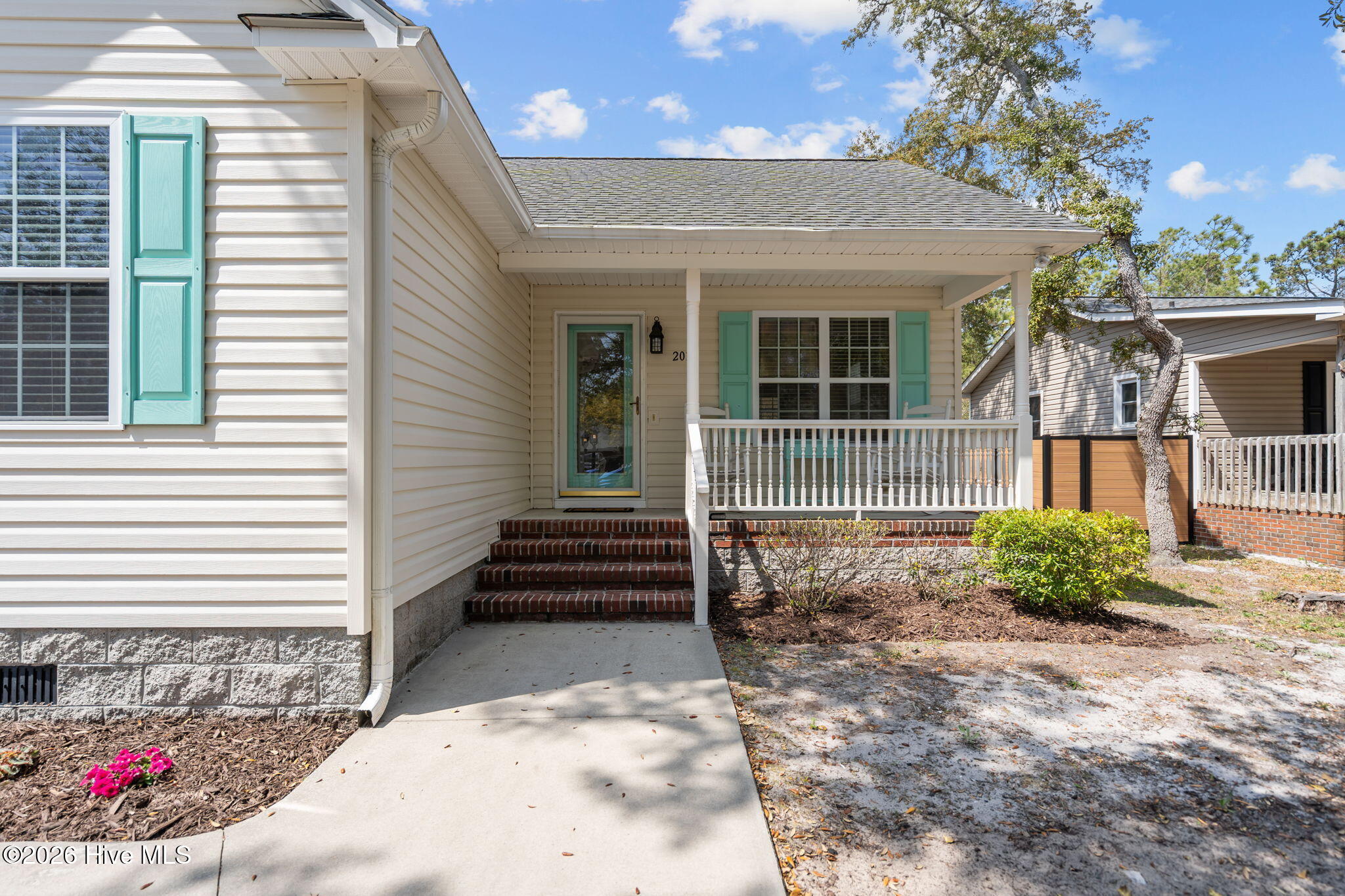 100564732 | Photo 39