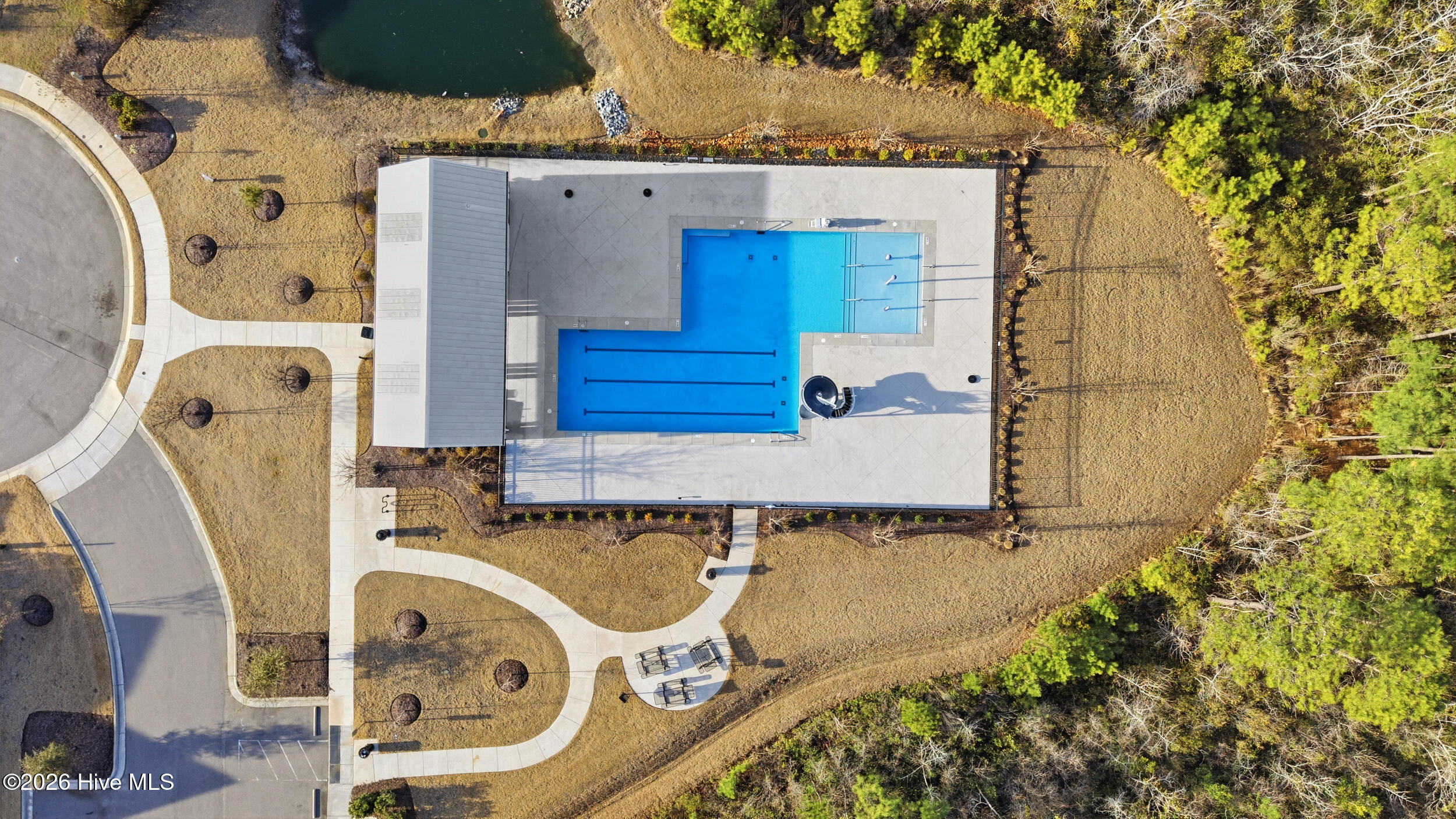 100557443 | Photo 54