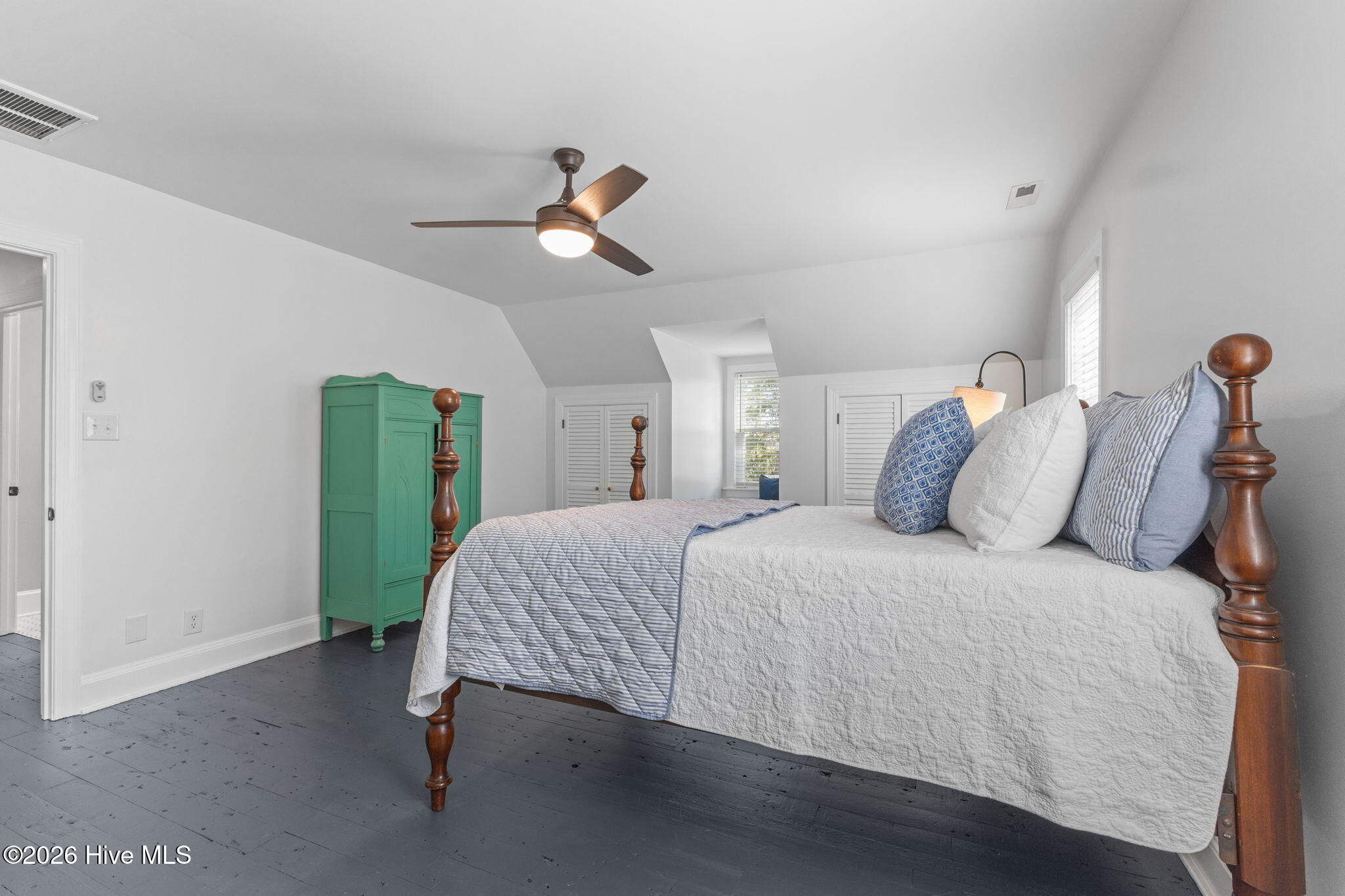218 Lands End Road,Morehead City
