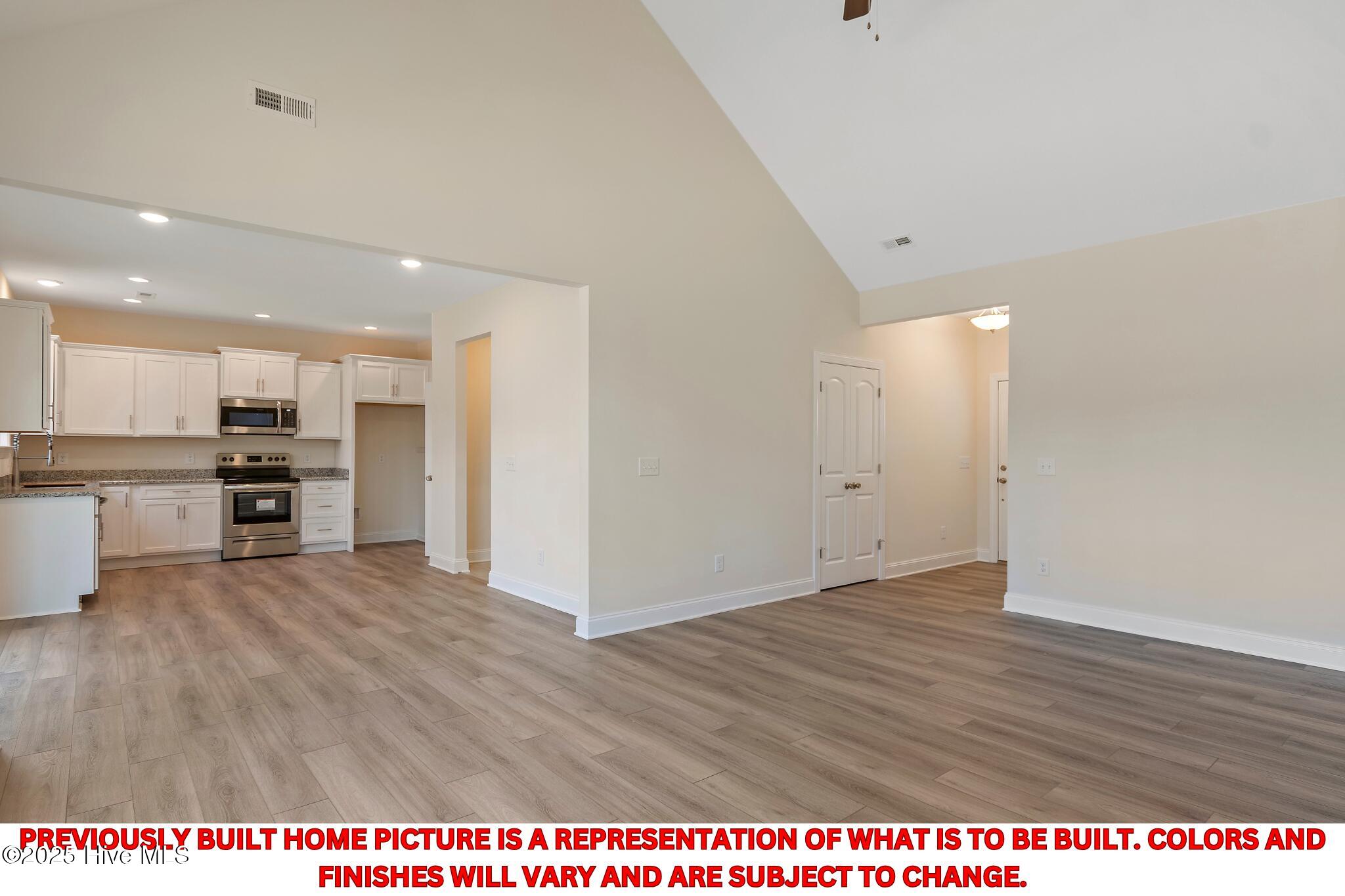 100524542 | Photo 14