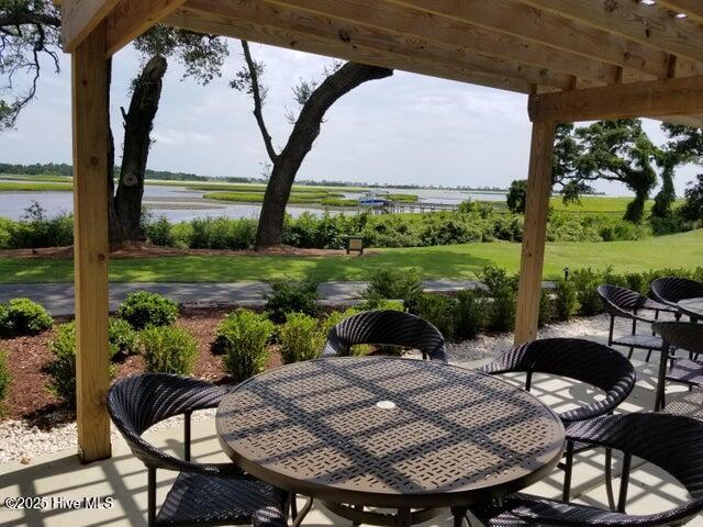 100522633 | Photo 51