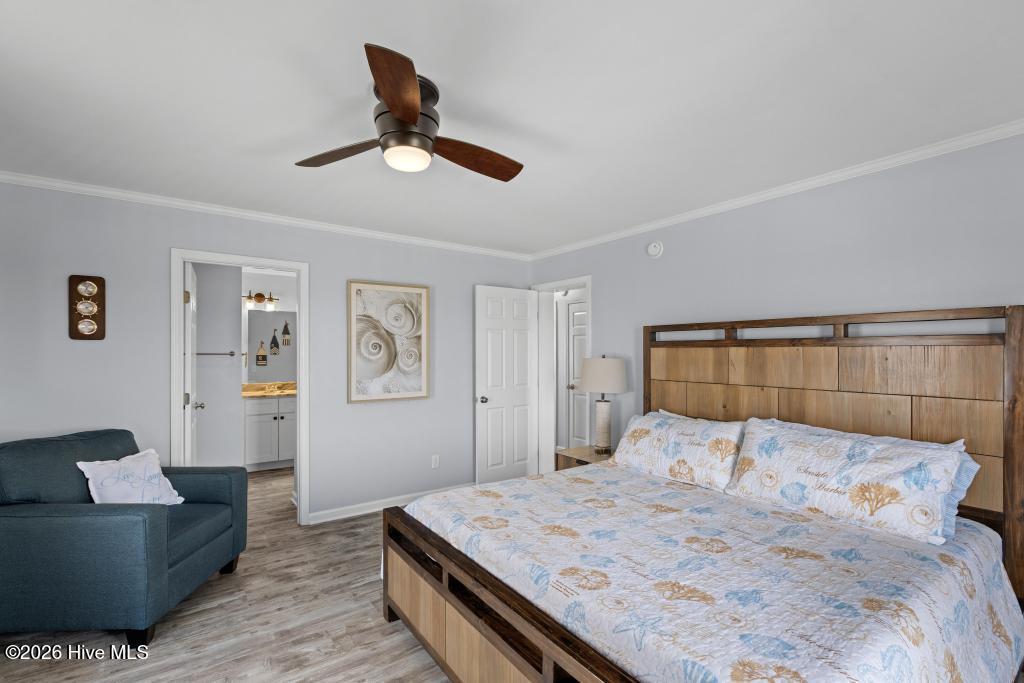 100559201 | Photo 32