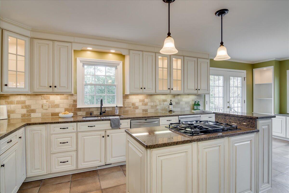 3505 Preston Trail