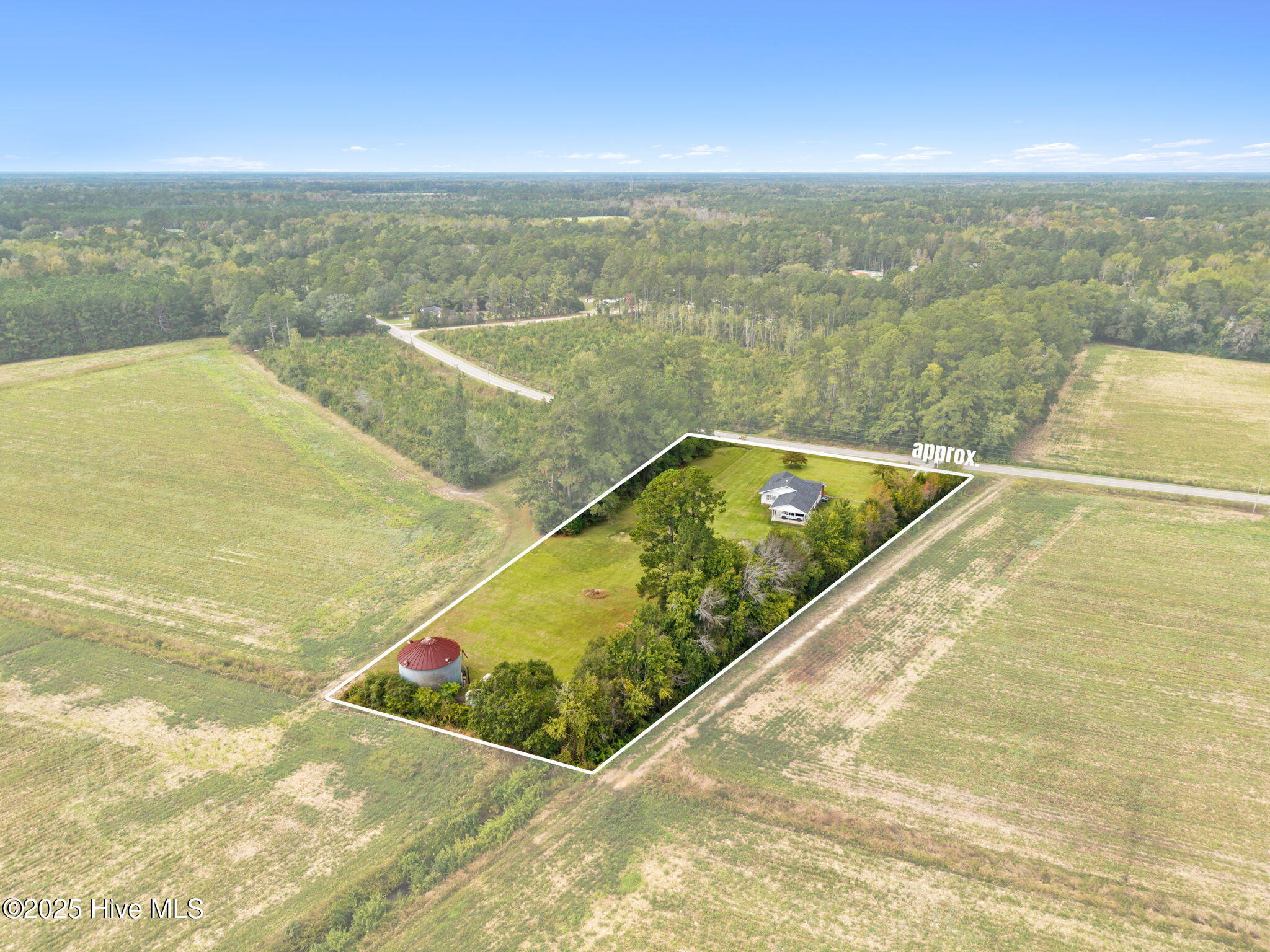 100536505 | Photo 39