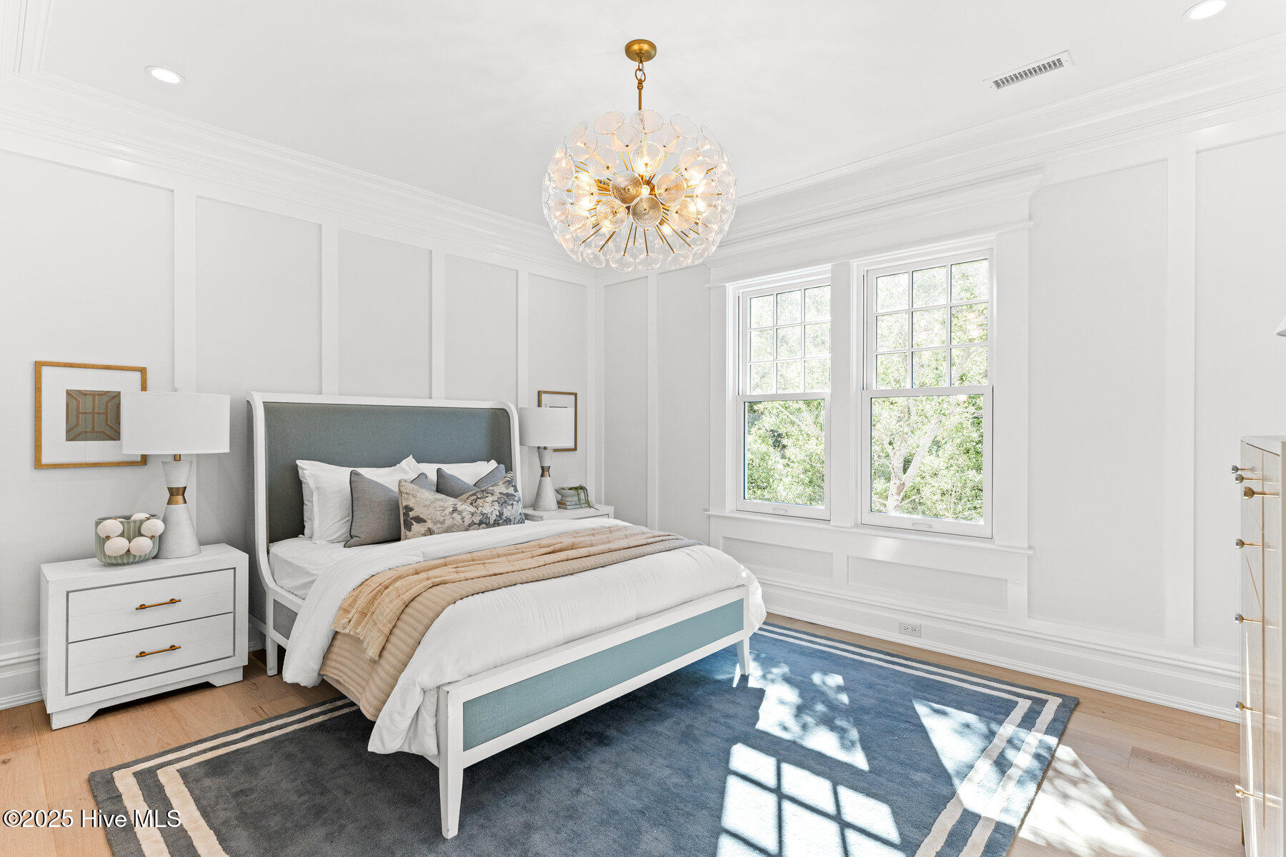 100401243 | Photo 66