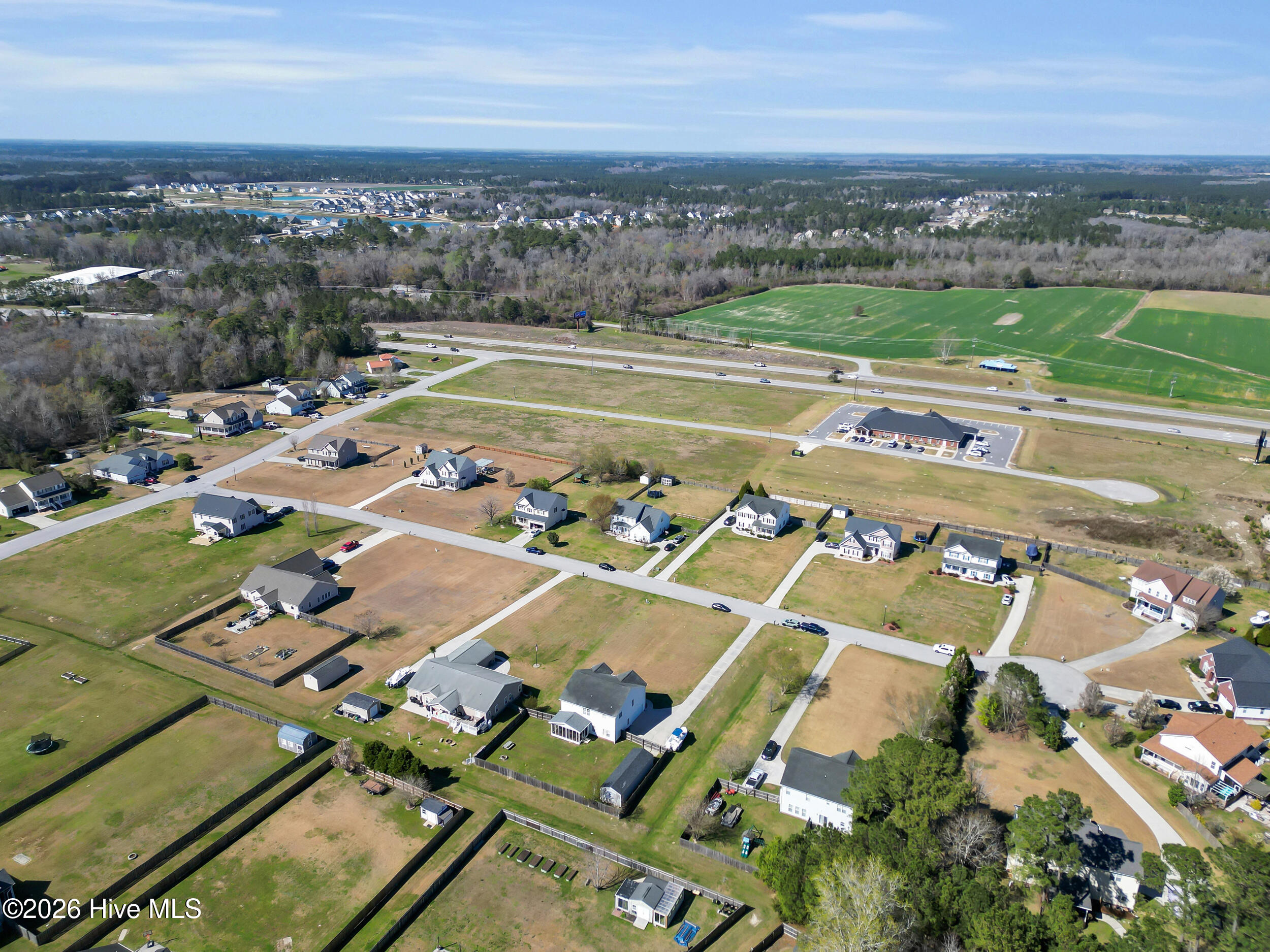 100562636 | Photo 38