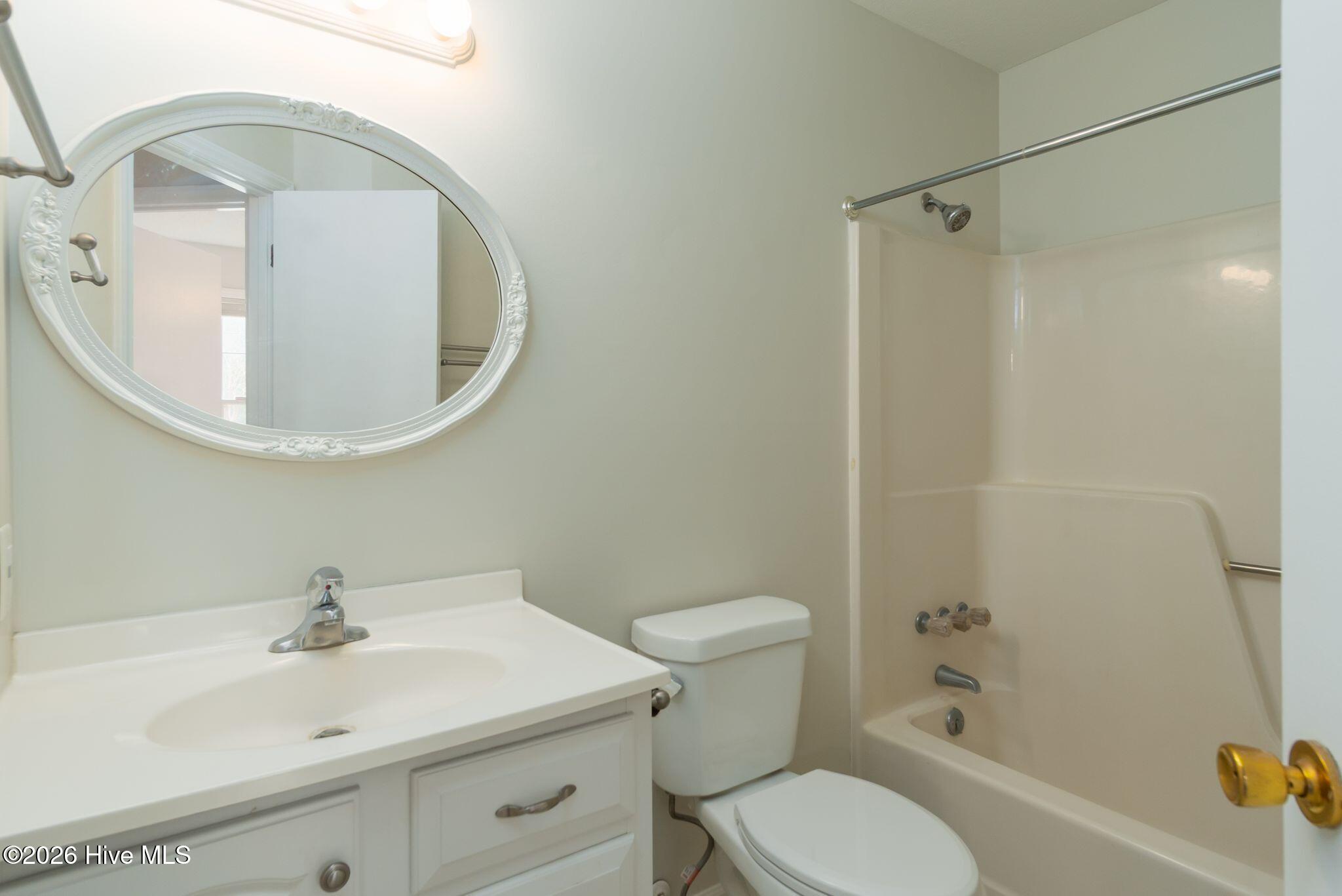 300 Quail Ridge Road, Jacksonville, NC, 28546