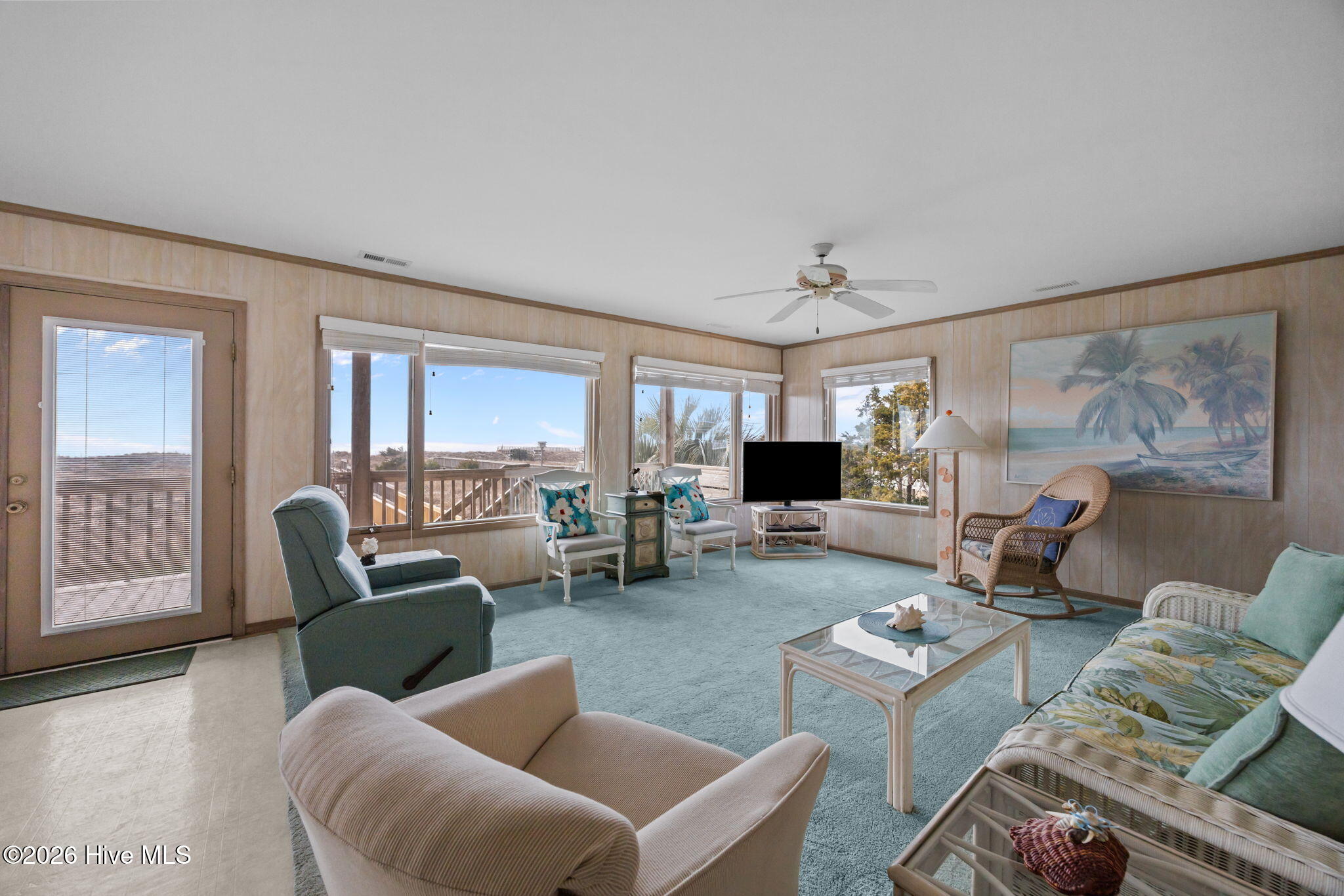 100554247 | Photo 29