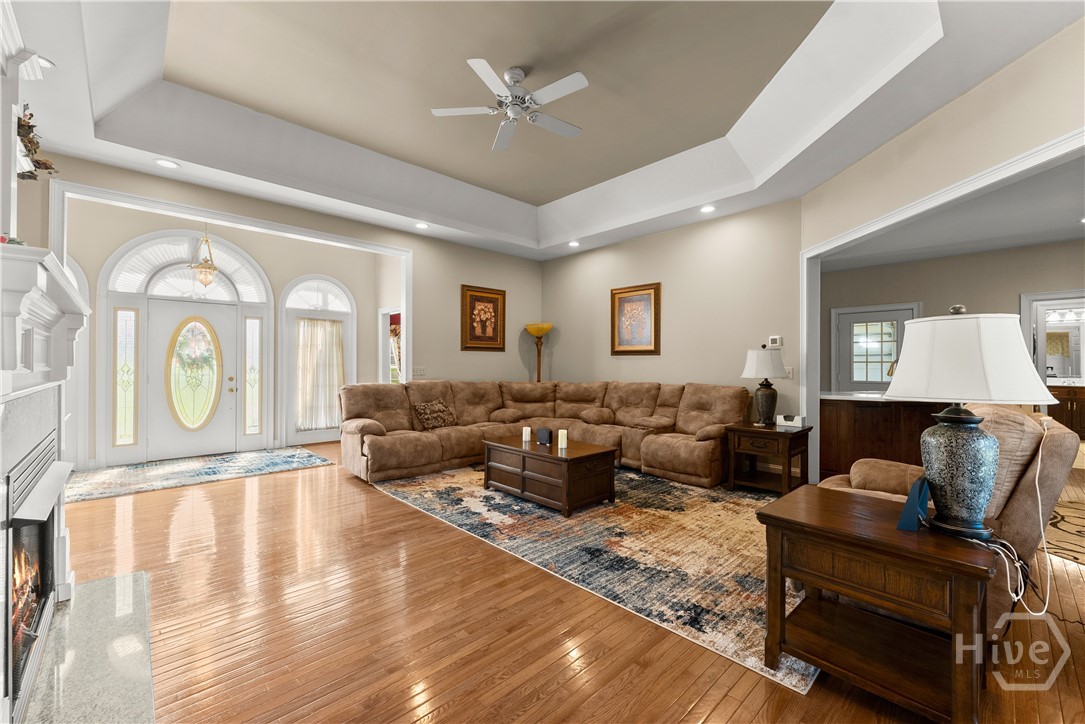 1121 Beacon Light Road