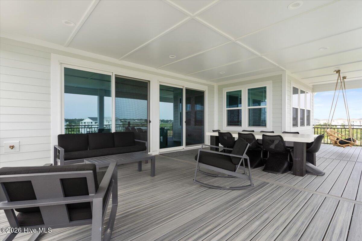 100552016 | Photo 83