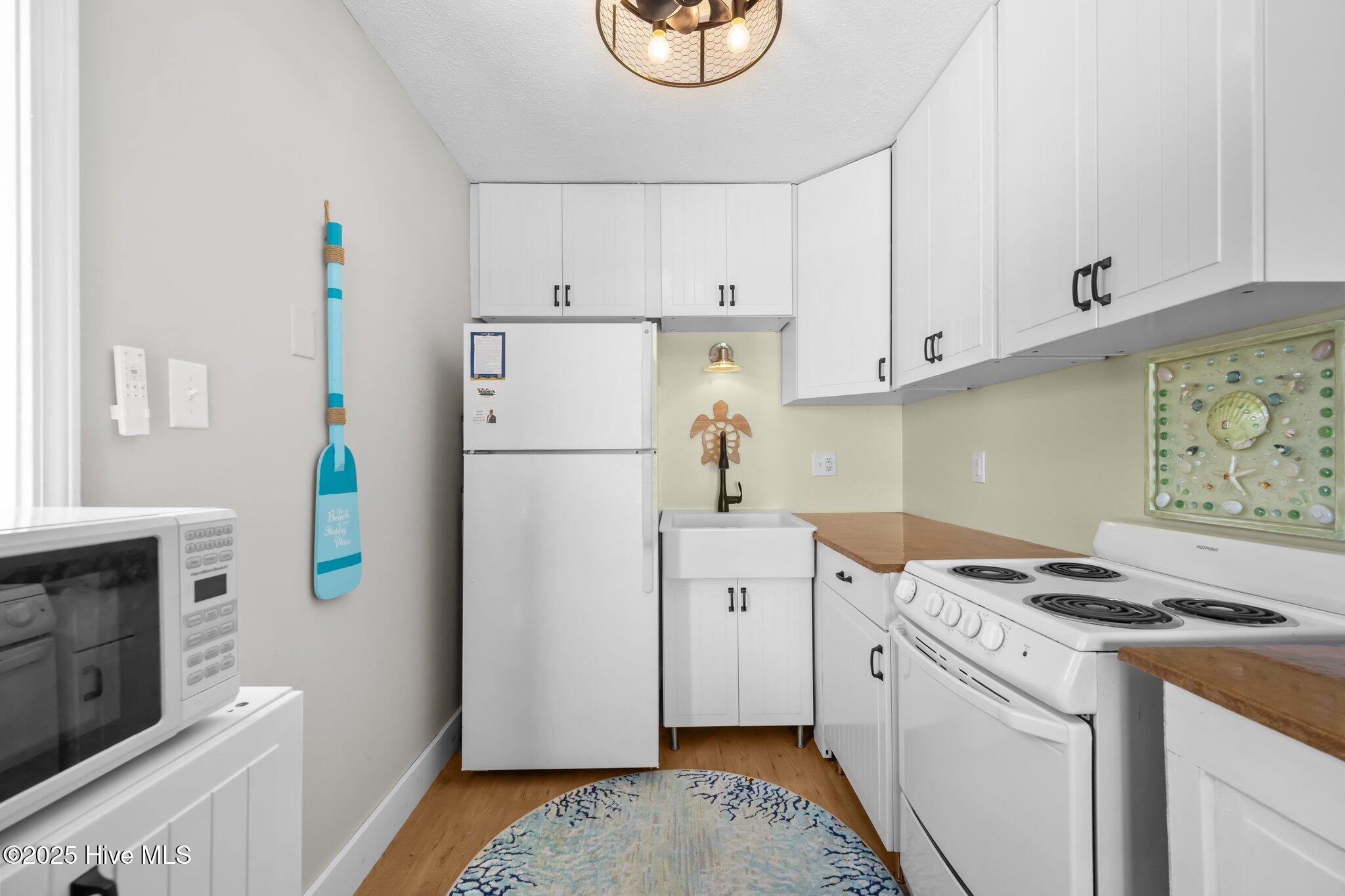 100546128 | Photo 13