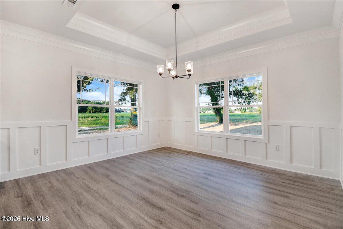 100552380 | Photo 15