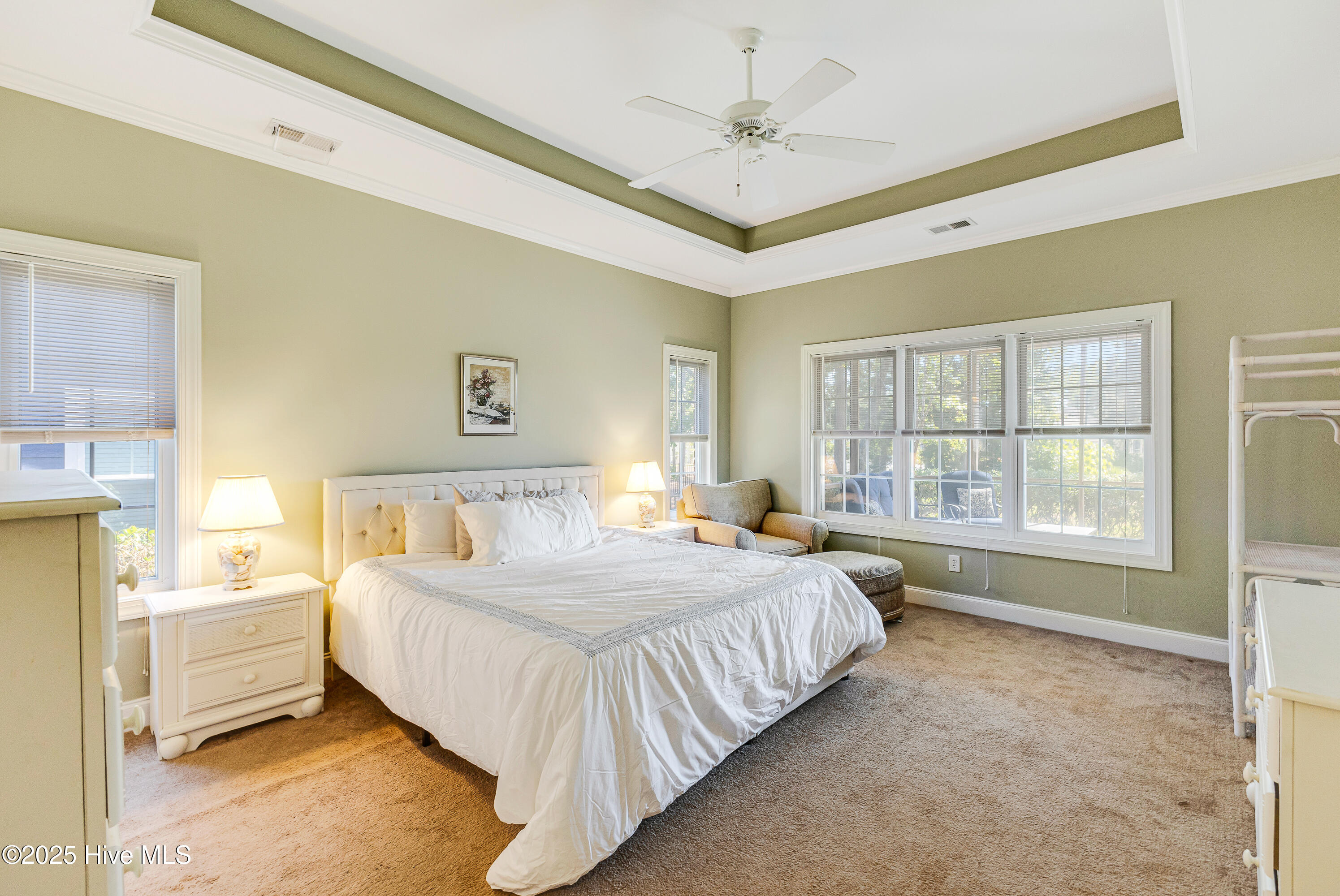 100537931 | Photo 22