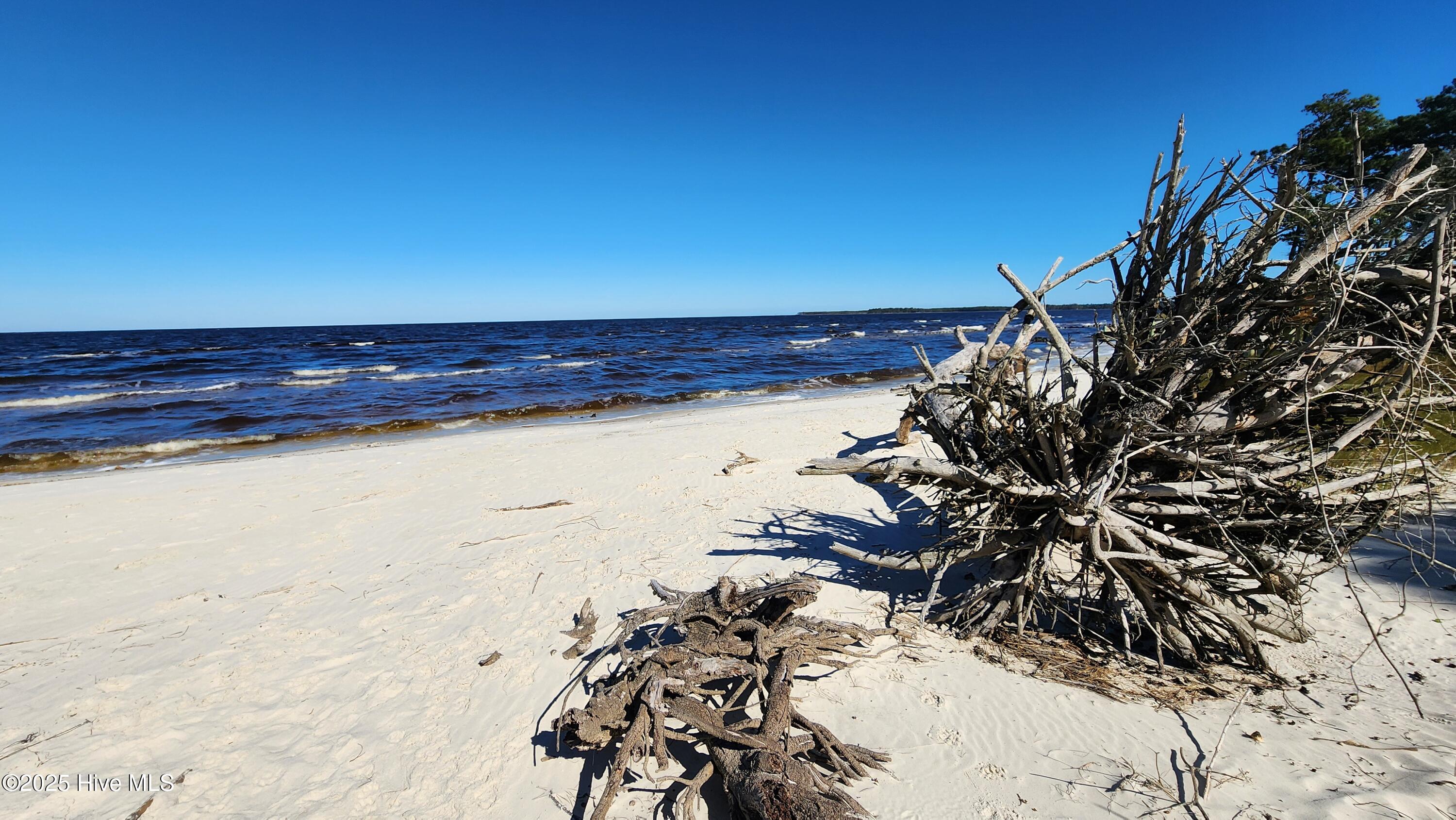 112 1 Sandy Point Drive,Beaufort