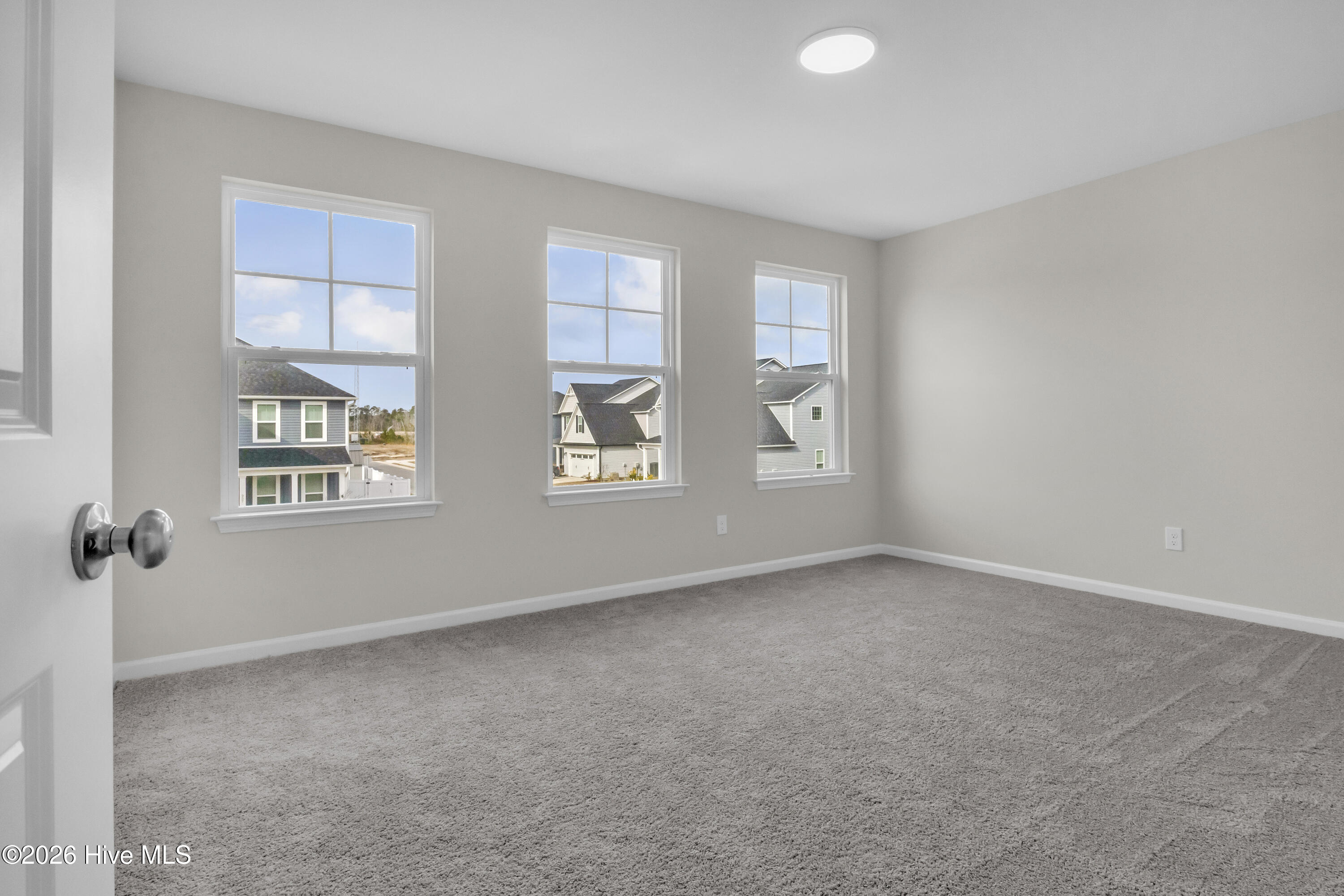 100552791 | Photo 46