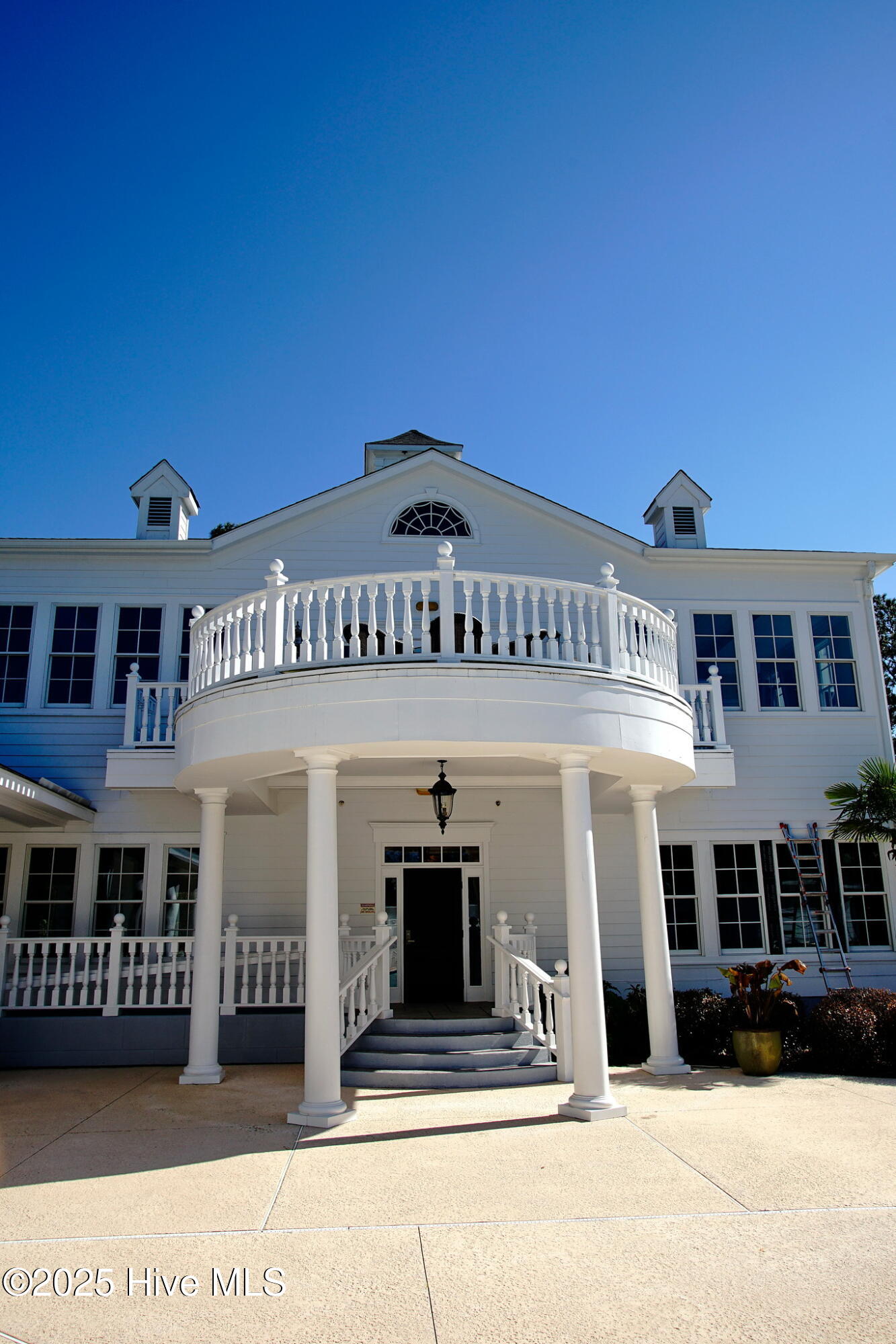 100483452 | Photo 10