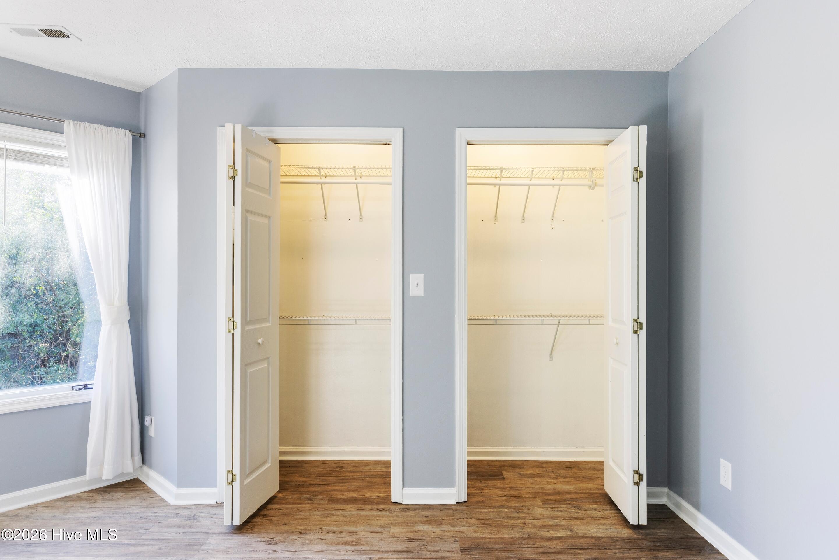 100549881 | Photo 24