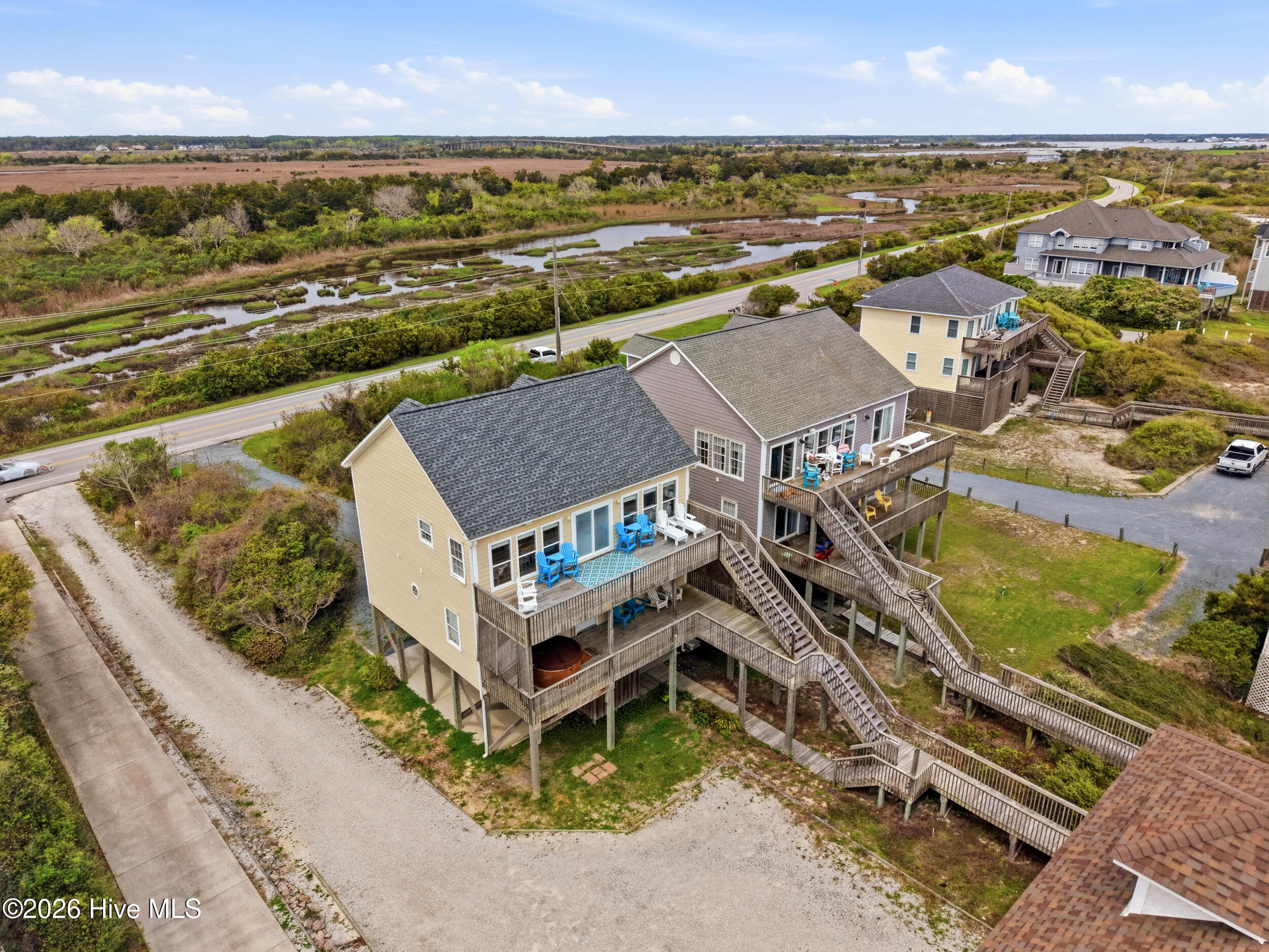 100566063 | Photo 68