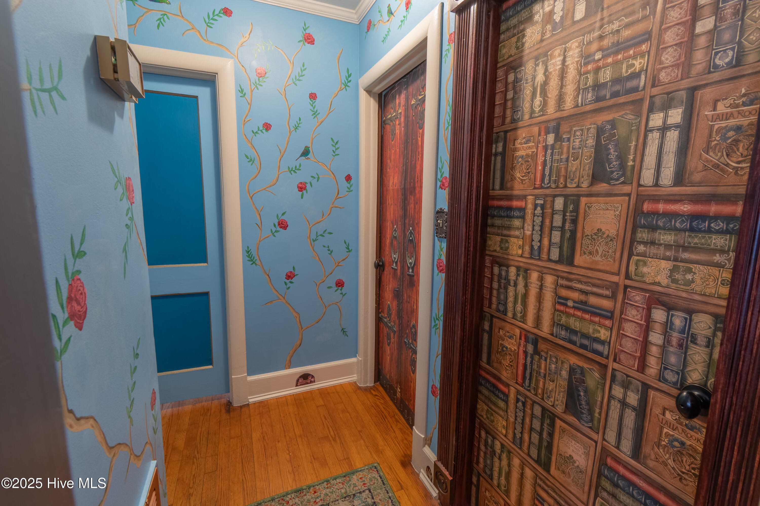 100564086 | Photo 13