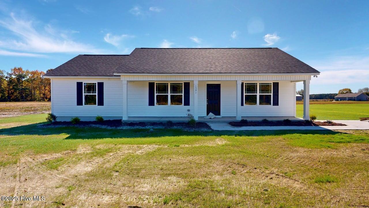 Homes for sale in Pikeville, NC | 1391 Pinkney Rd, Pikeville, NC 27863 | MLS# 100540609