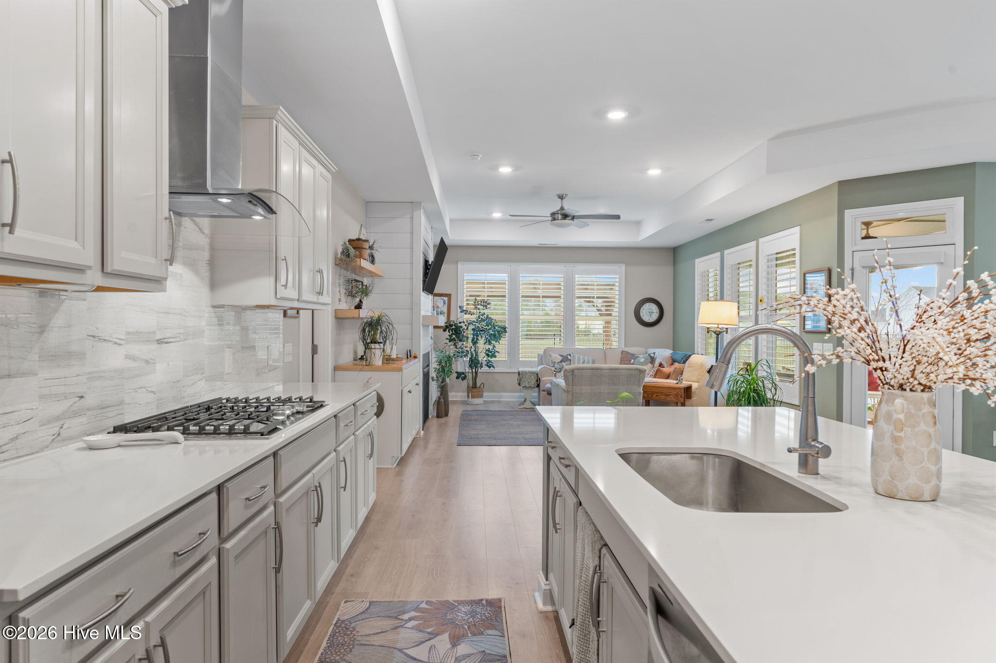 100559124 | Photo 17