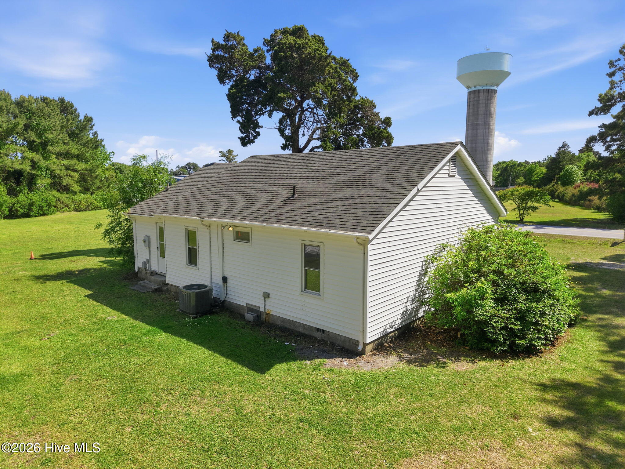 5250 Business Drive,Newport