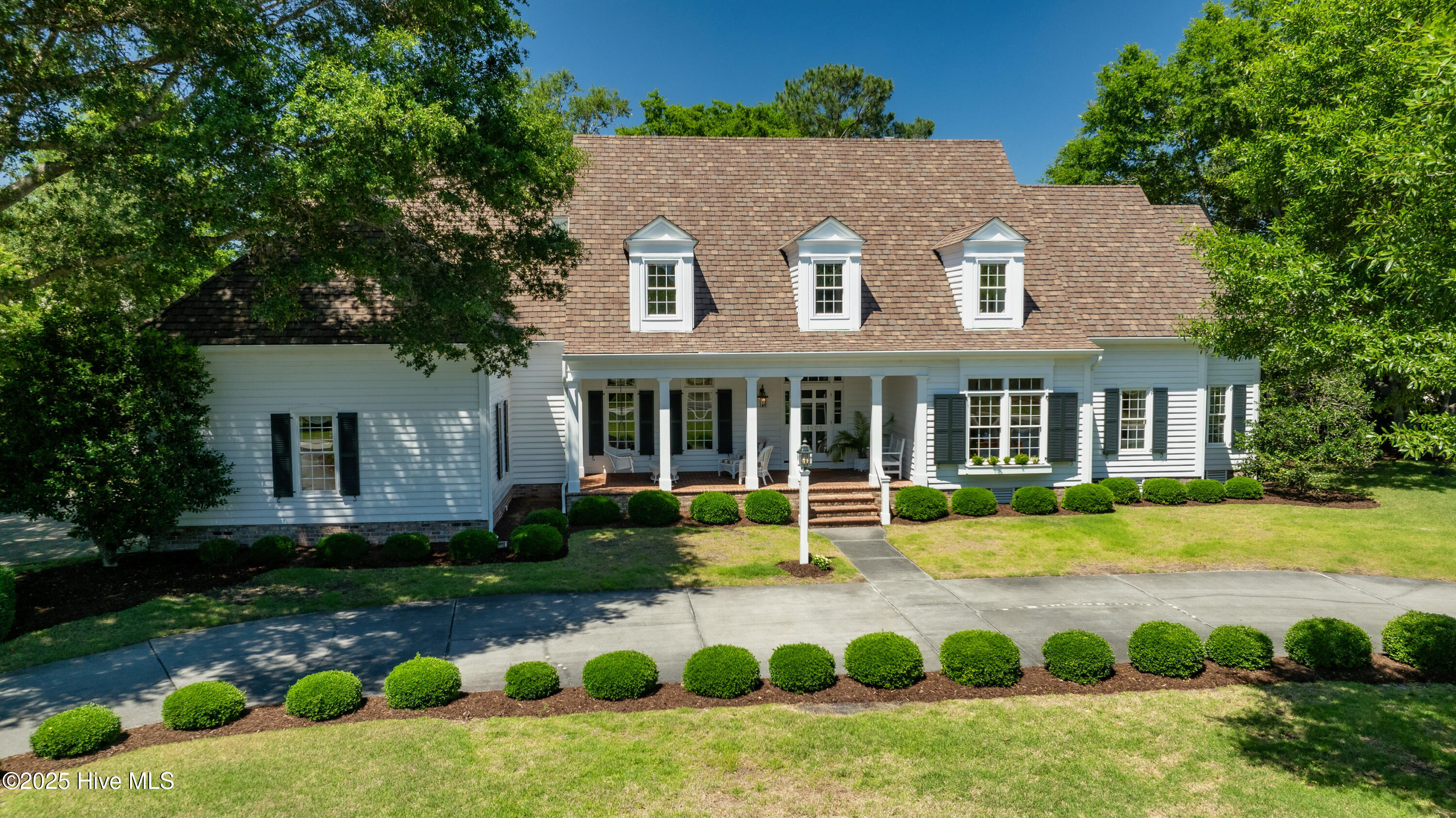 100541341 | Photo 72