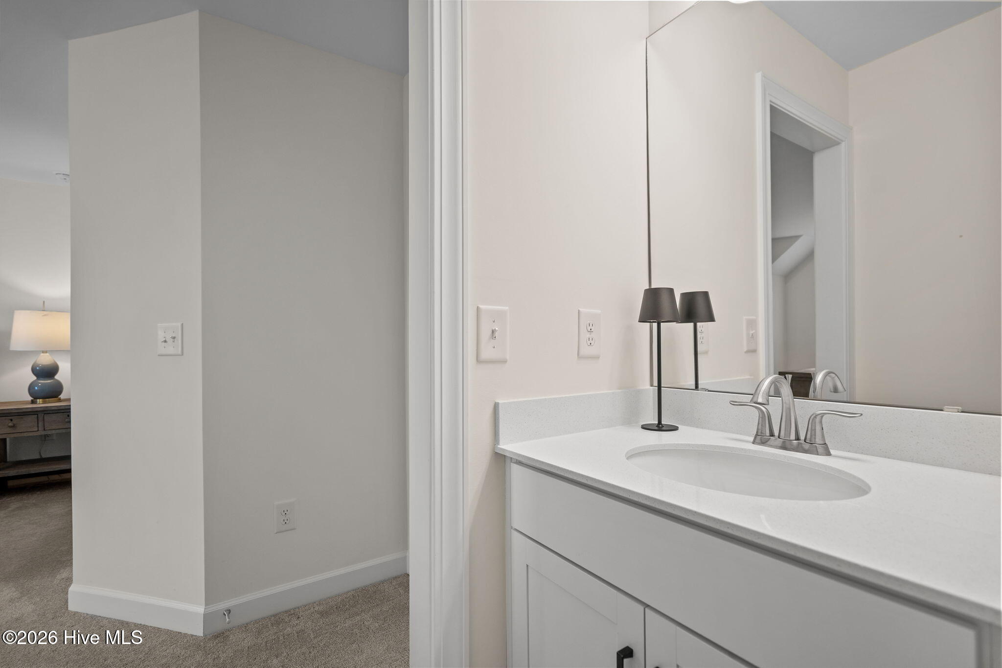 100562858 | Photo 39