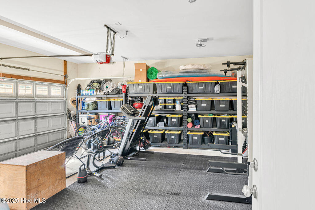 100541943 | Photo 15